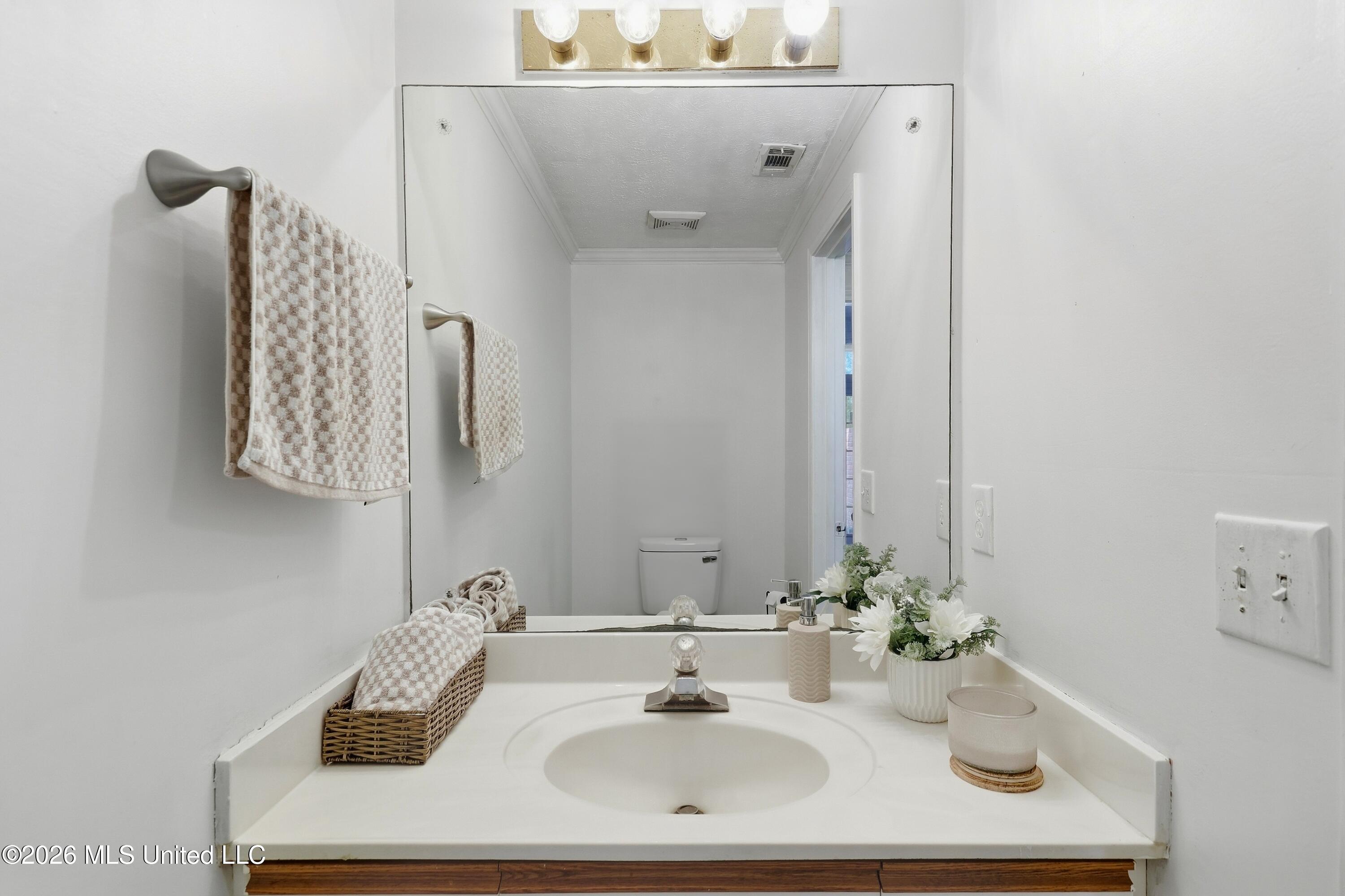 105 Armonde Court Property Photo 16