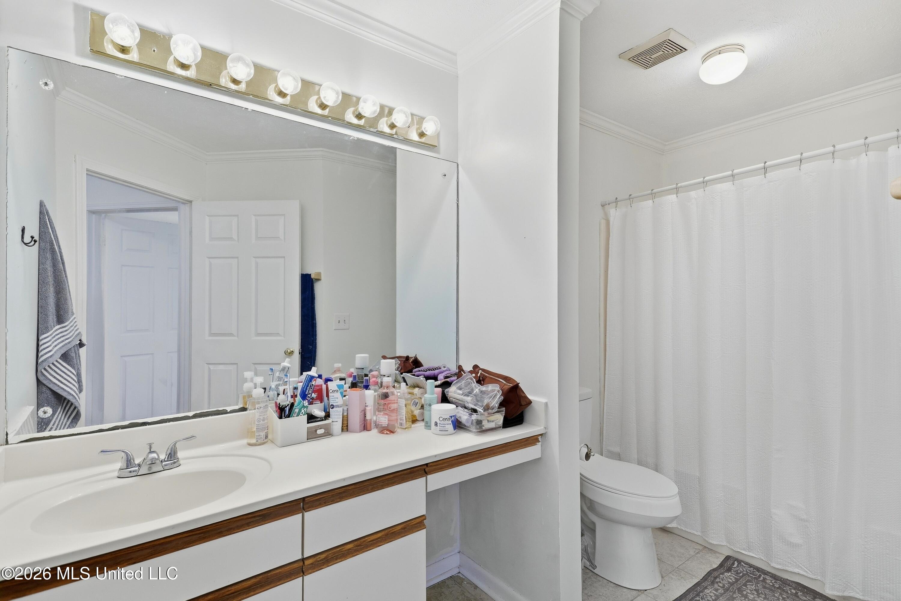 105 Armonde Court Property Photo 22