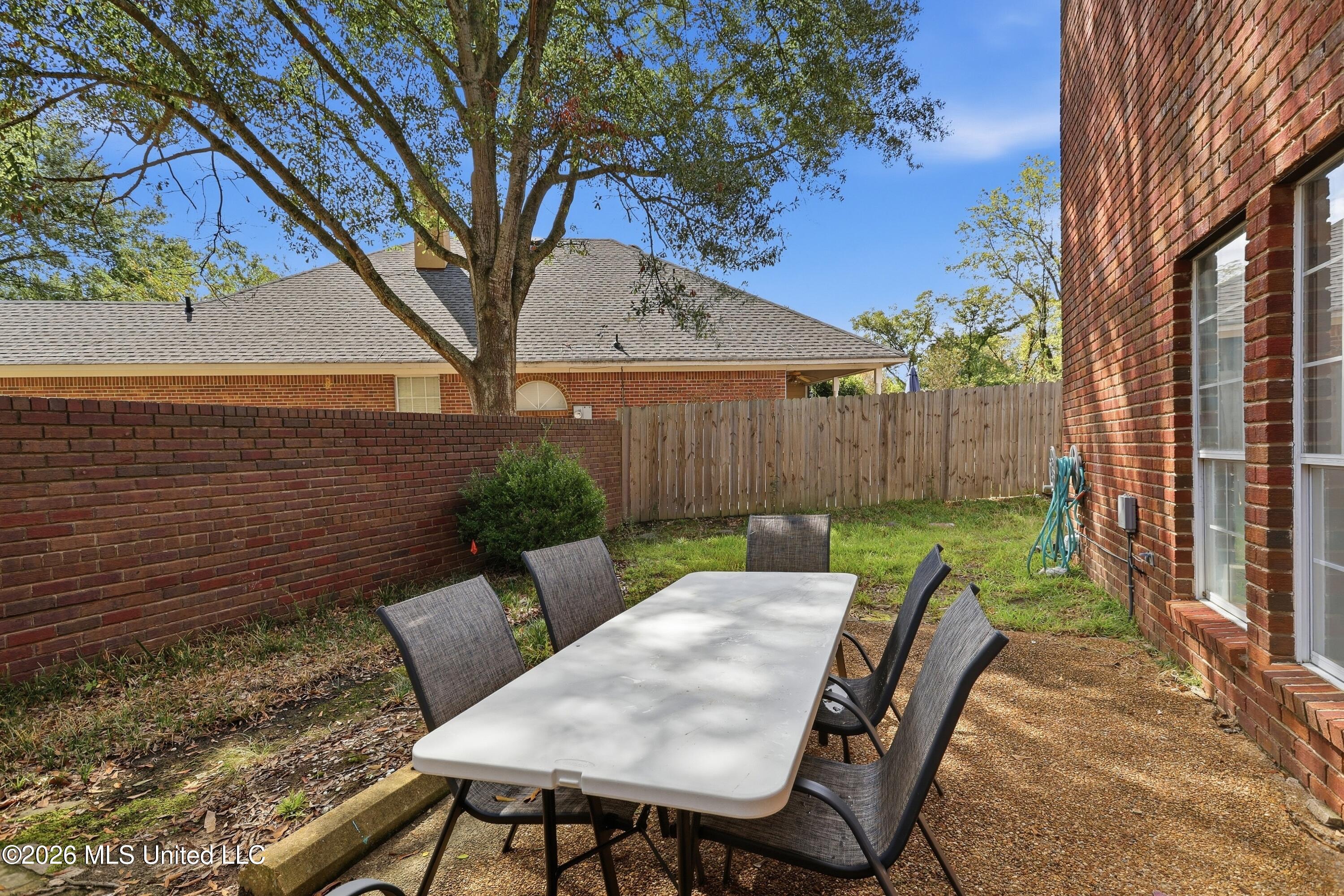 105 Armonde Court Property Photo 24