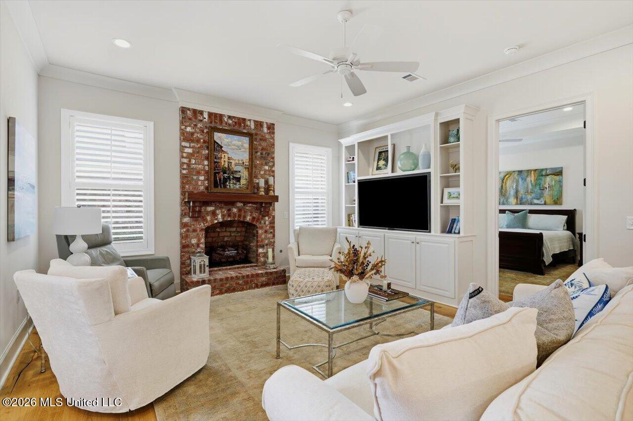 330 Freedom Ring Drive Property Photo 9