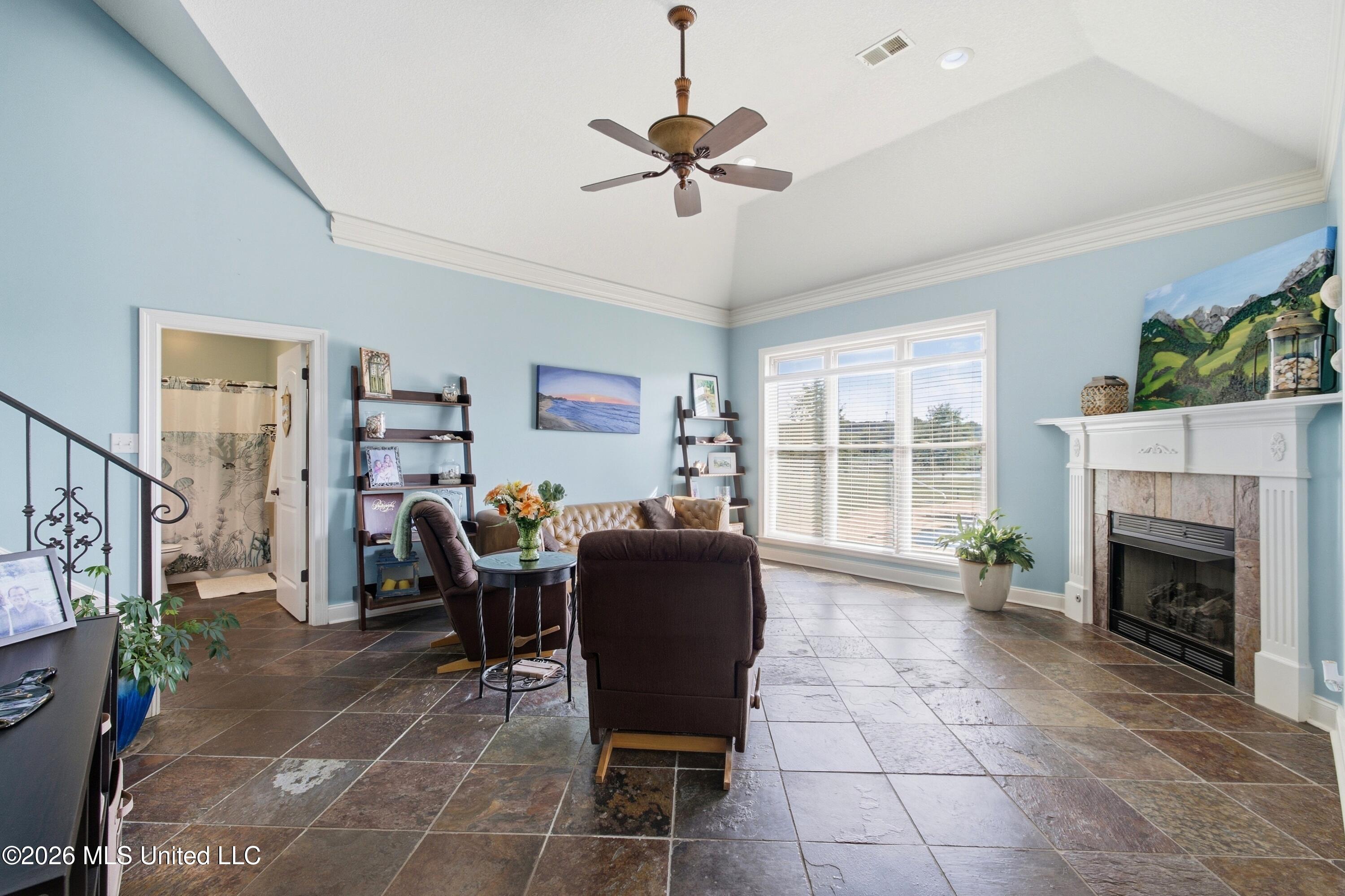2747 S Fountain Gate Drive Property Photo 15