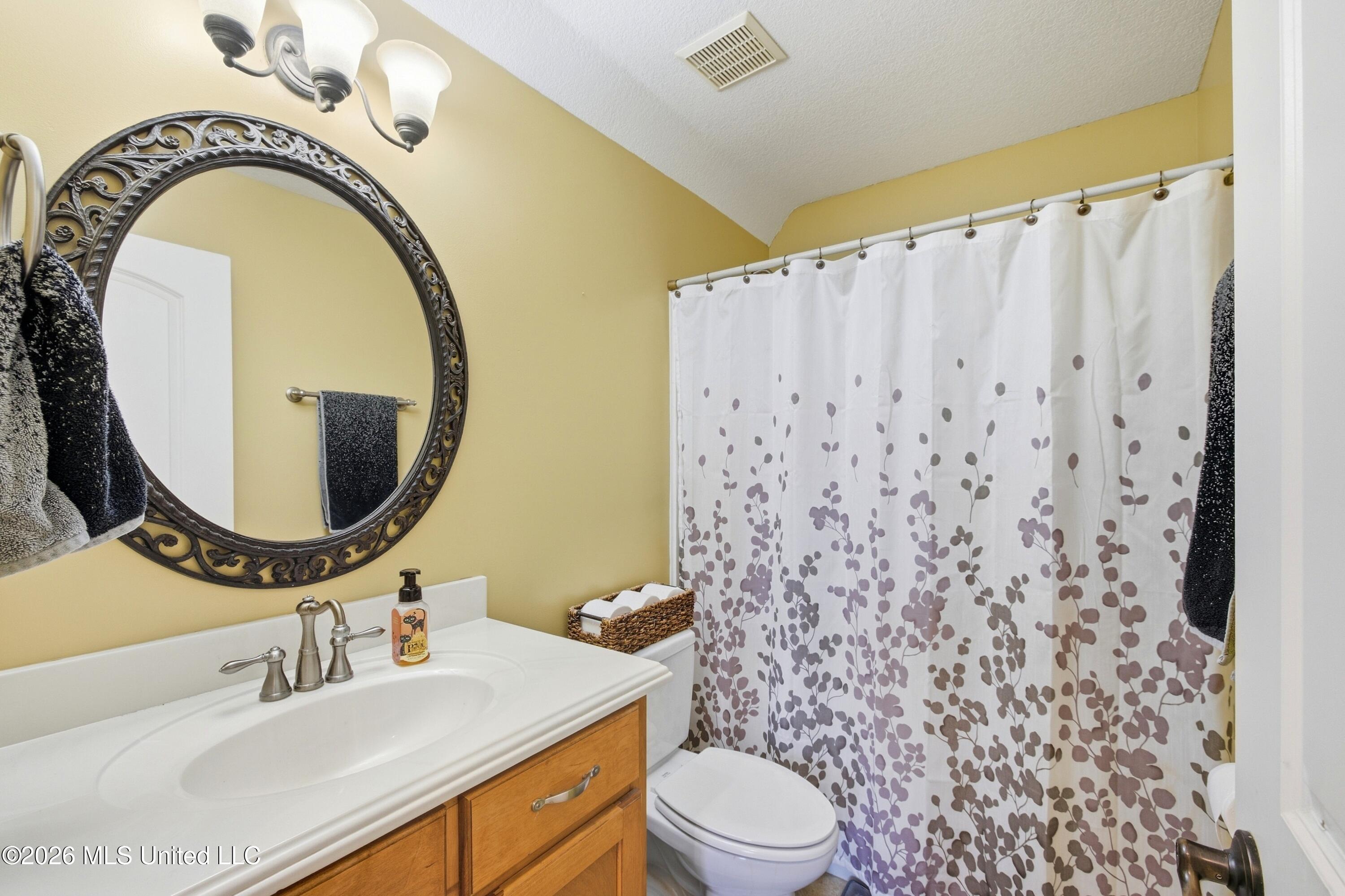 2747 S Fountain Gate Drive Property Photo 33