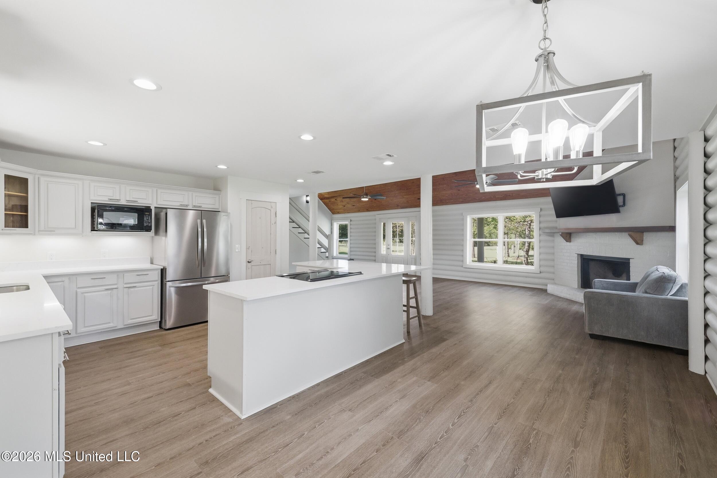 17176 Magnolia Cove Drive Property Photo 16