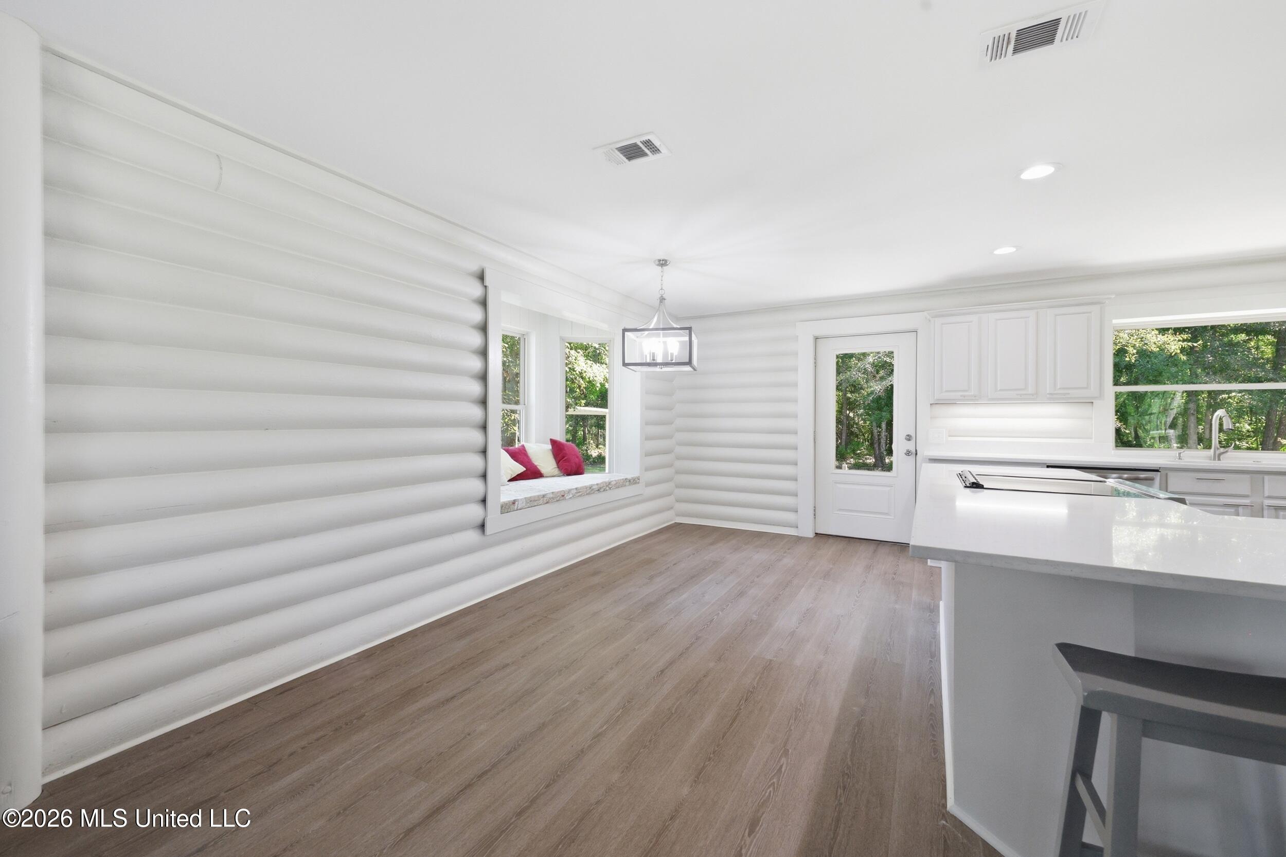 17176 Magnolia Cove Drive Property Photo 17