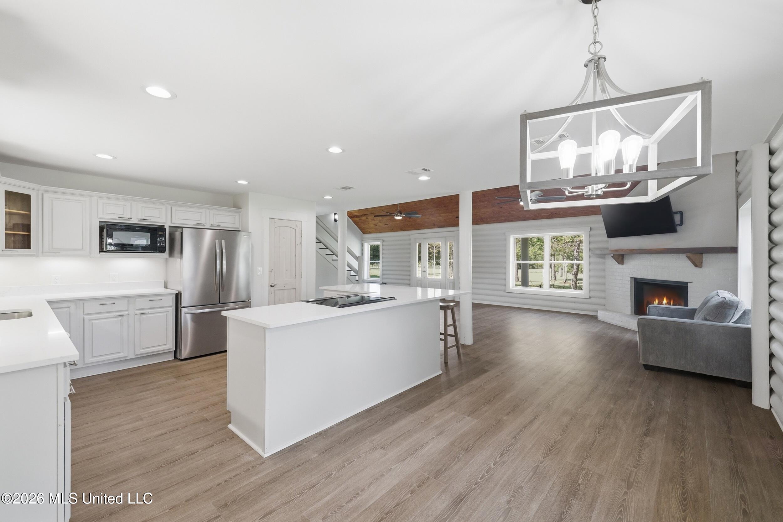 17176 Magnolia Cove Drive Property Photo 21
