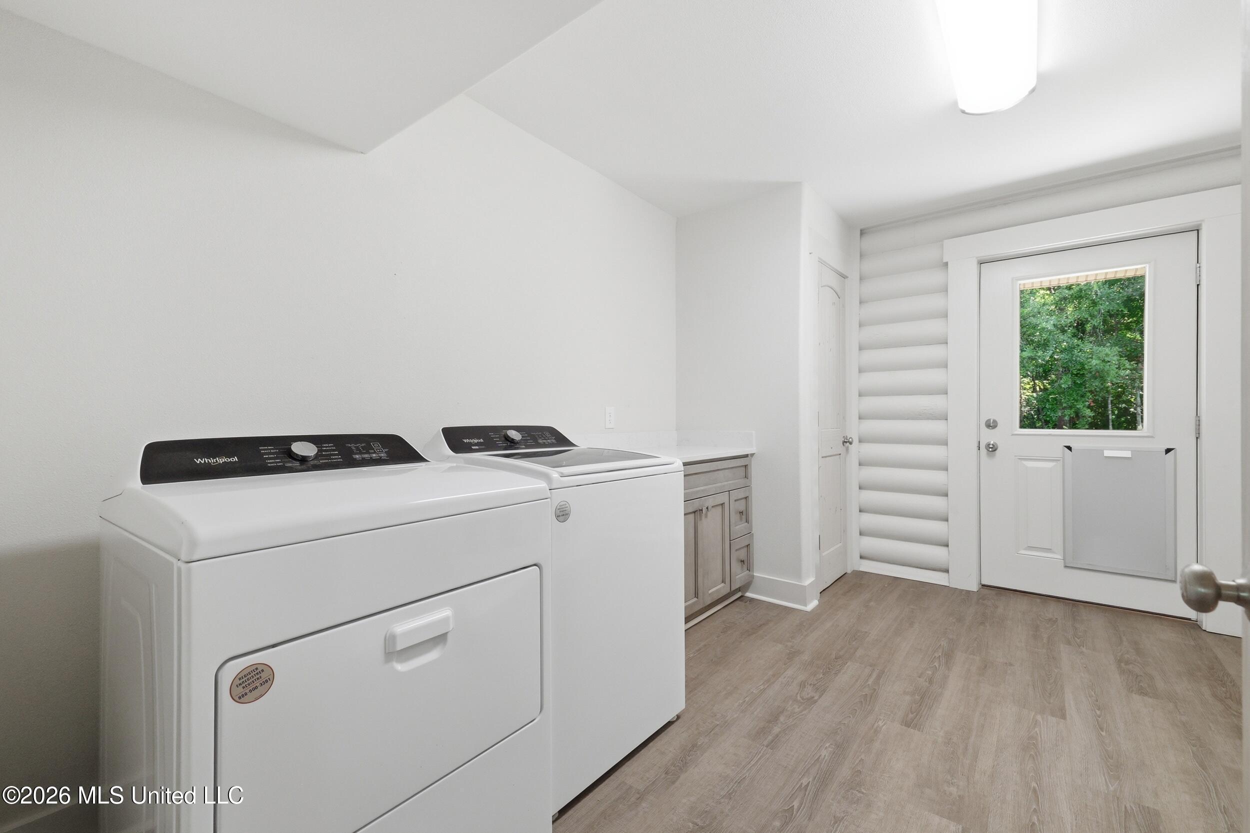 17176 Magnolia Cove Drive Property Photo 26