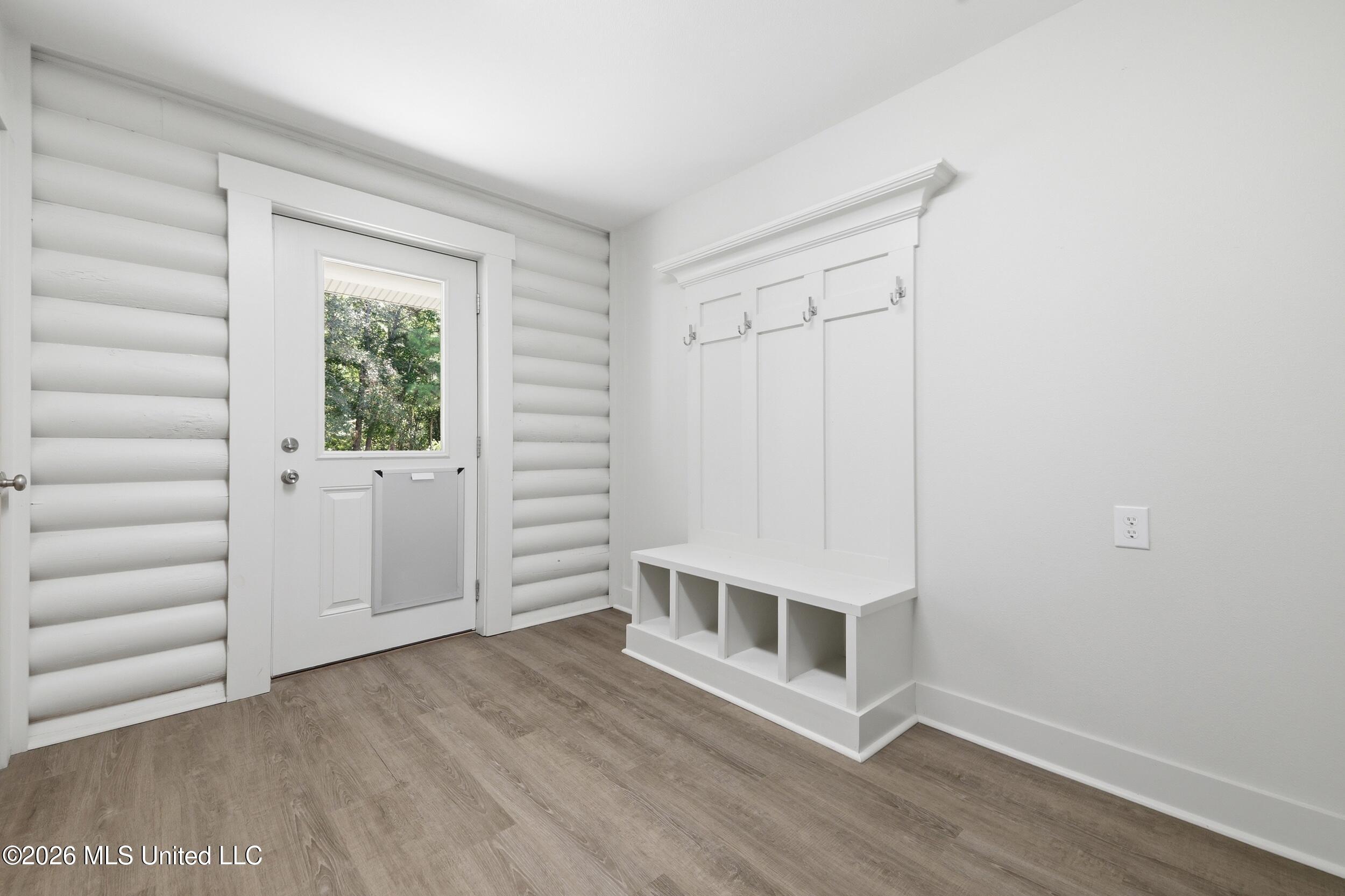 17176 Magnolia Cove Drive Property Photo 27