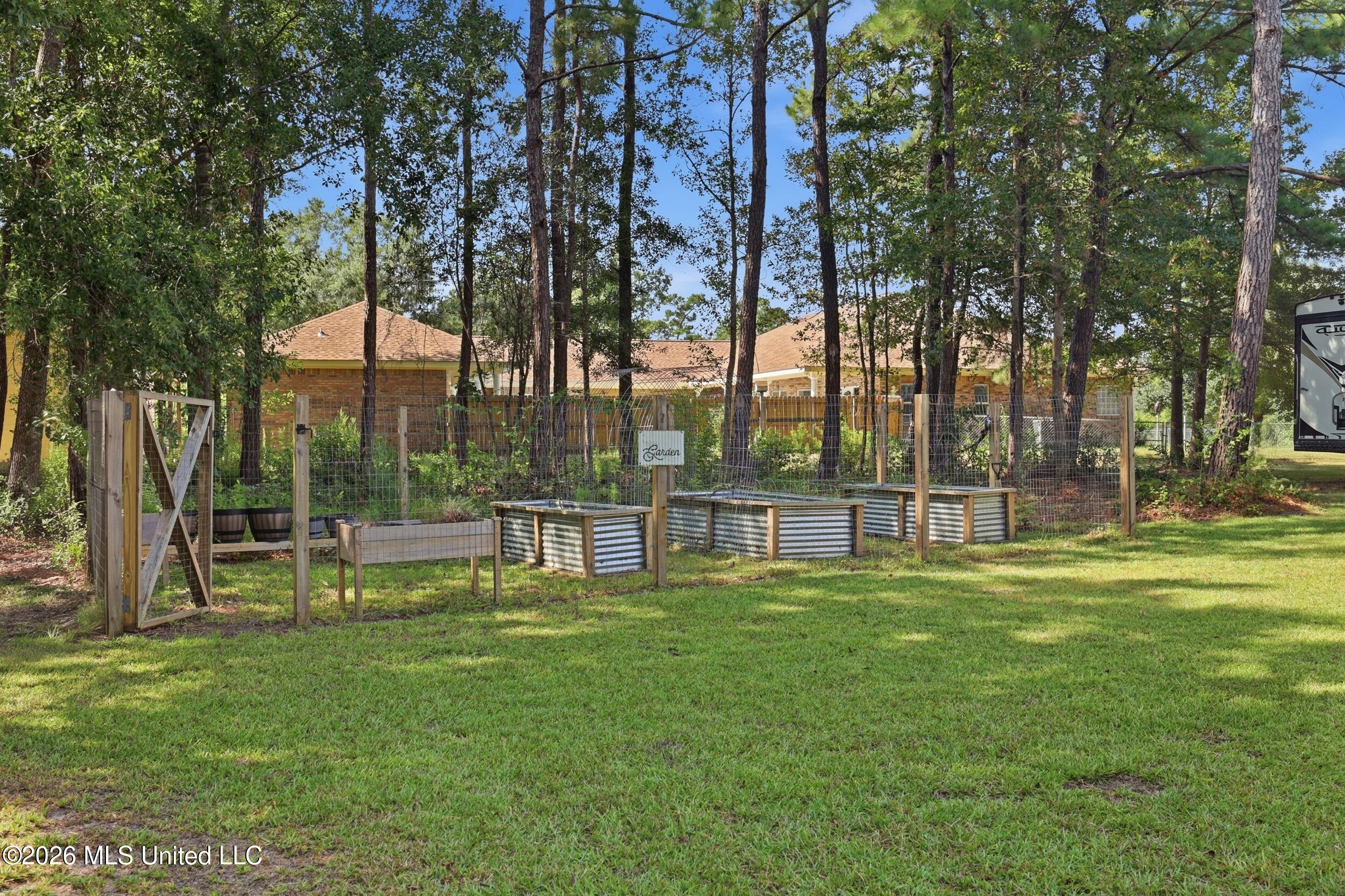 17176 Magnolia Cove Drive Property Photo 56