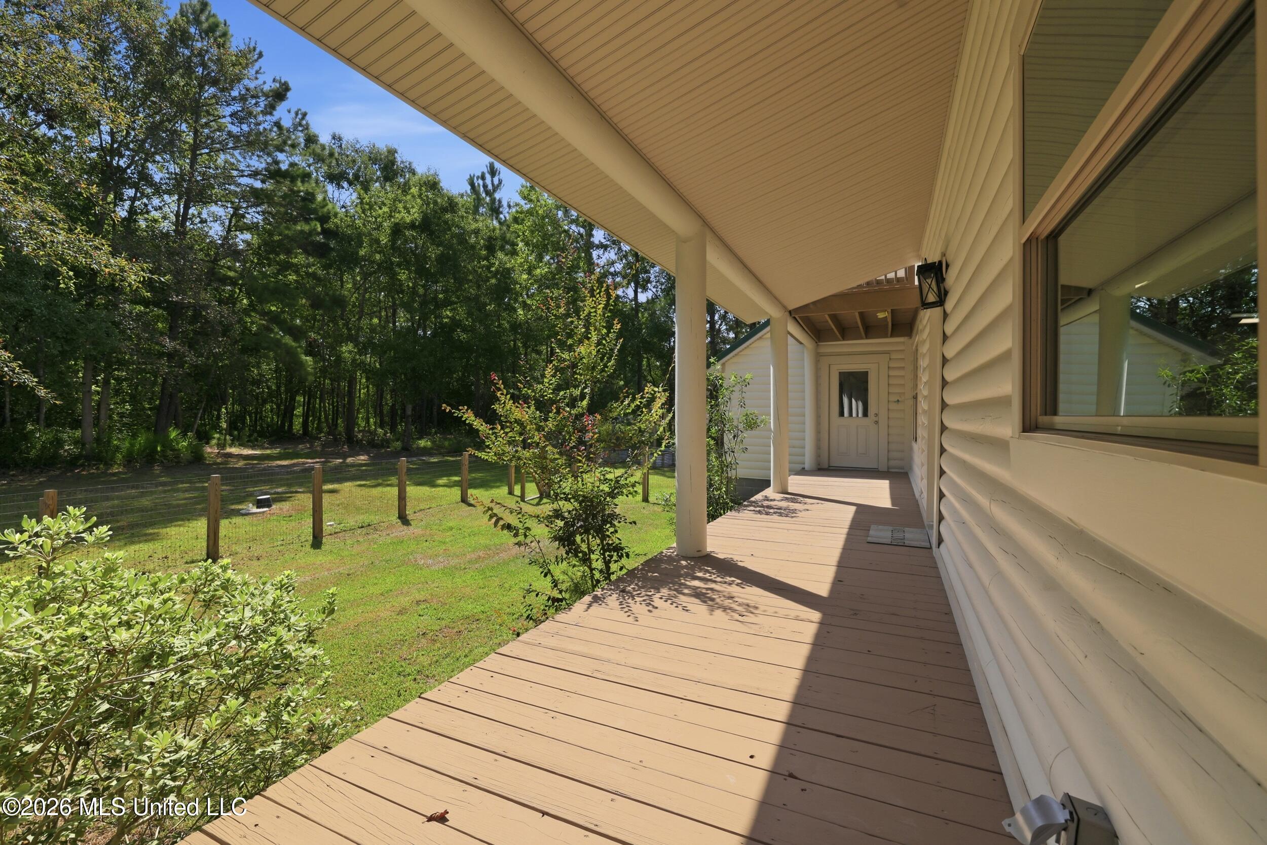 17176 Magnolia Cove Drive Property Photo 62