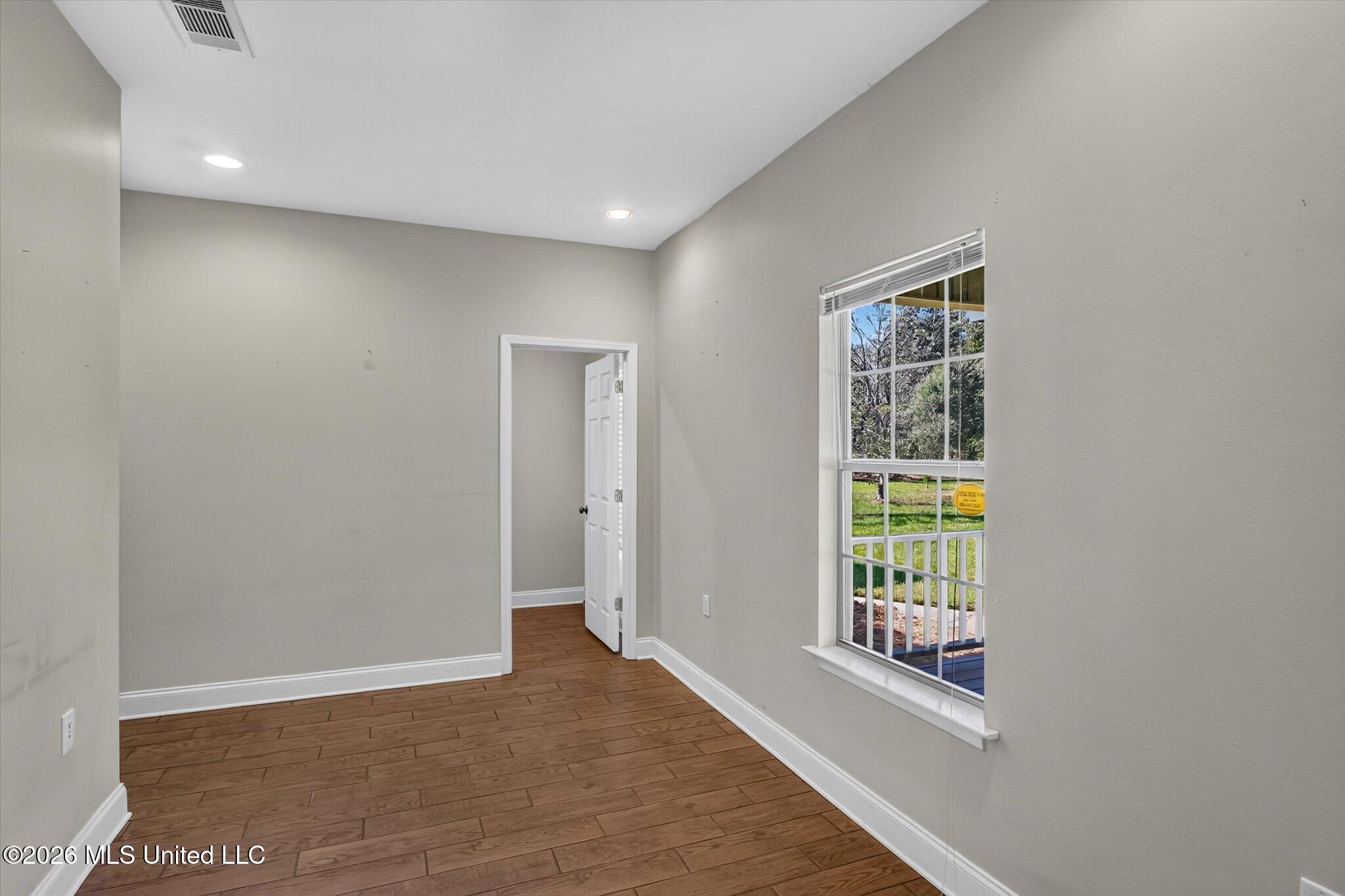 418 Salem Road Property Photo 4