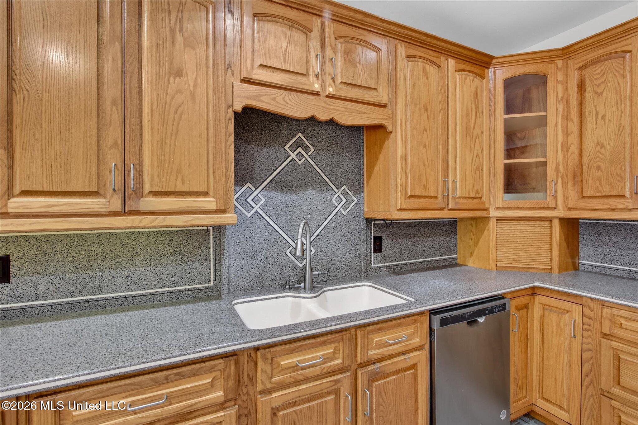 418 Salem Road Property Photo 14