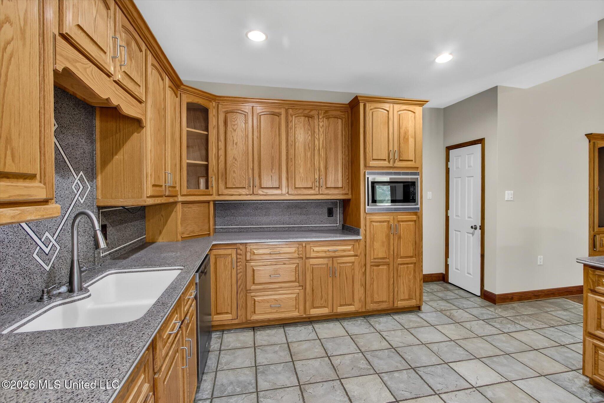 418 Salem Road Property Photo 15