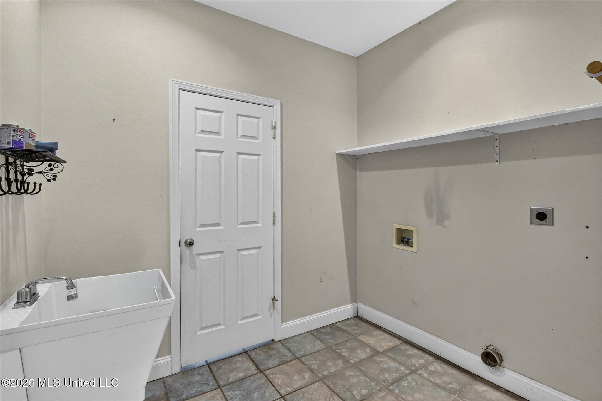 418 Salem Road Property Photo 16