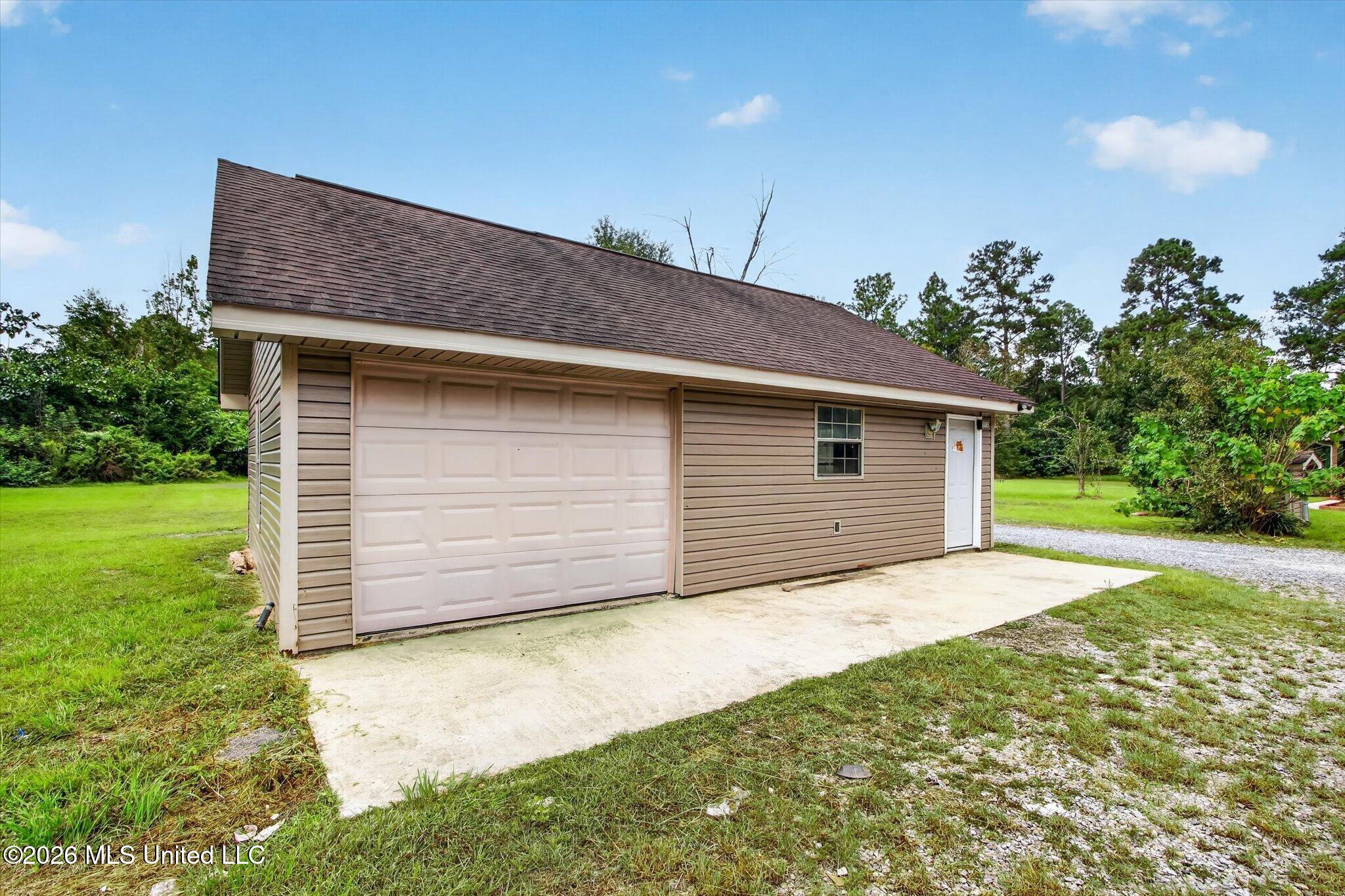 418 Salem Road Property Photo 48