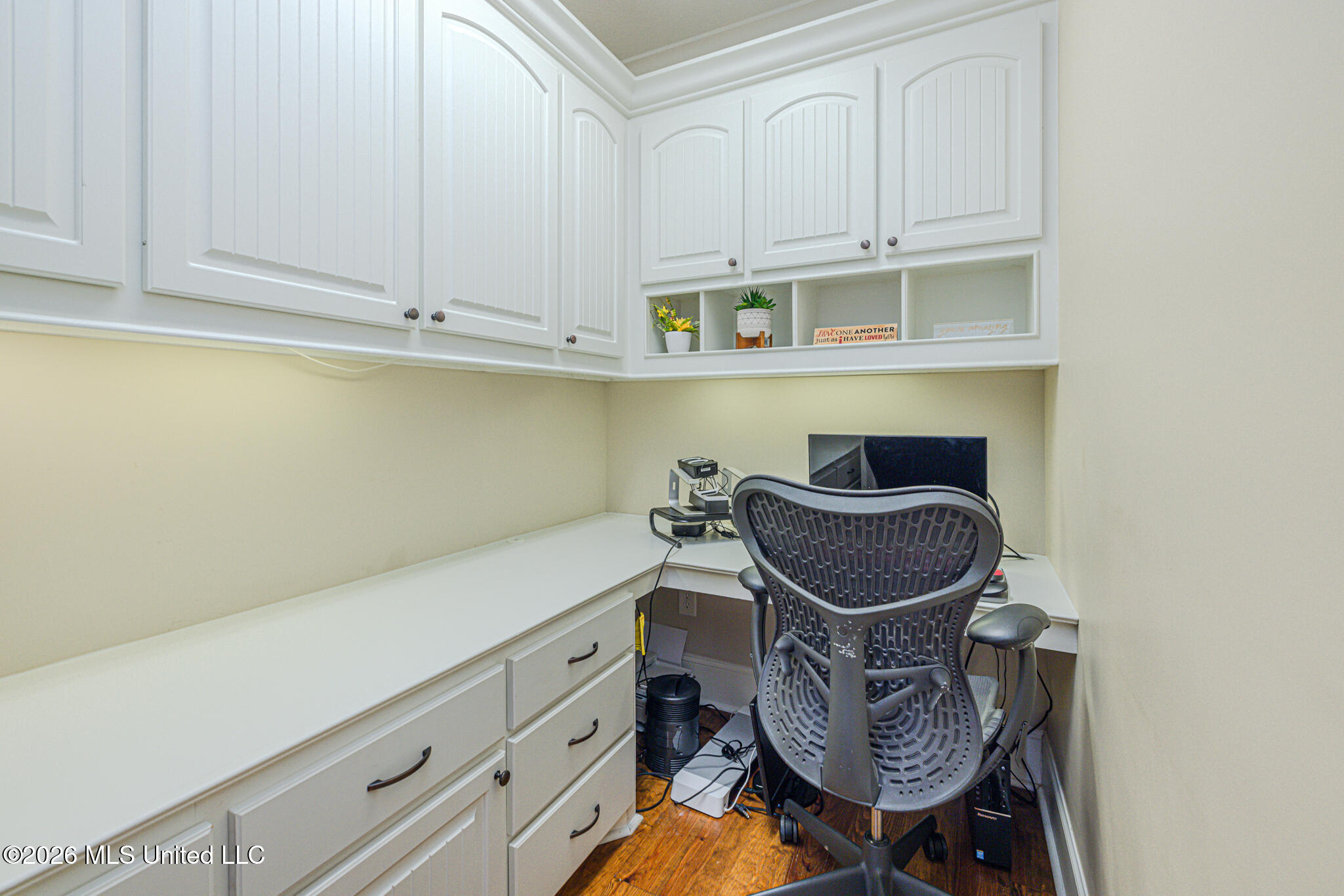 285 Winterfield Court Property Photo 25