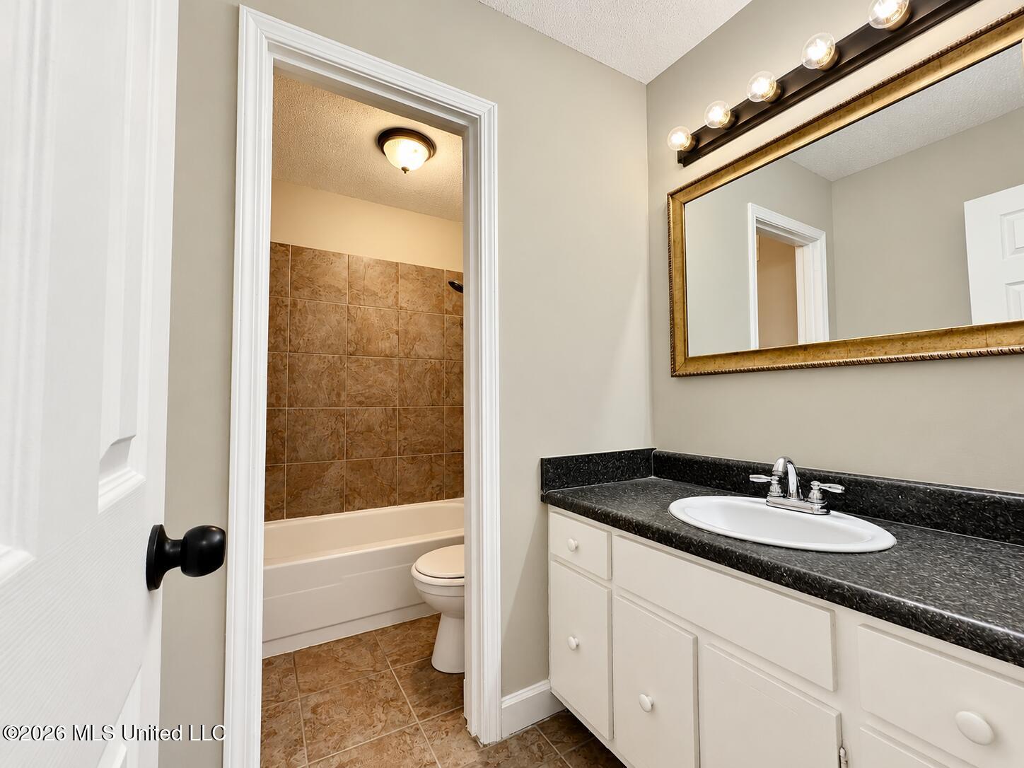 1719 Brown Cove Property Photo 14