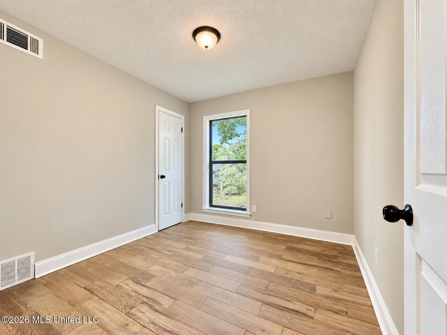 1719 Brown Cove Property Photo 15