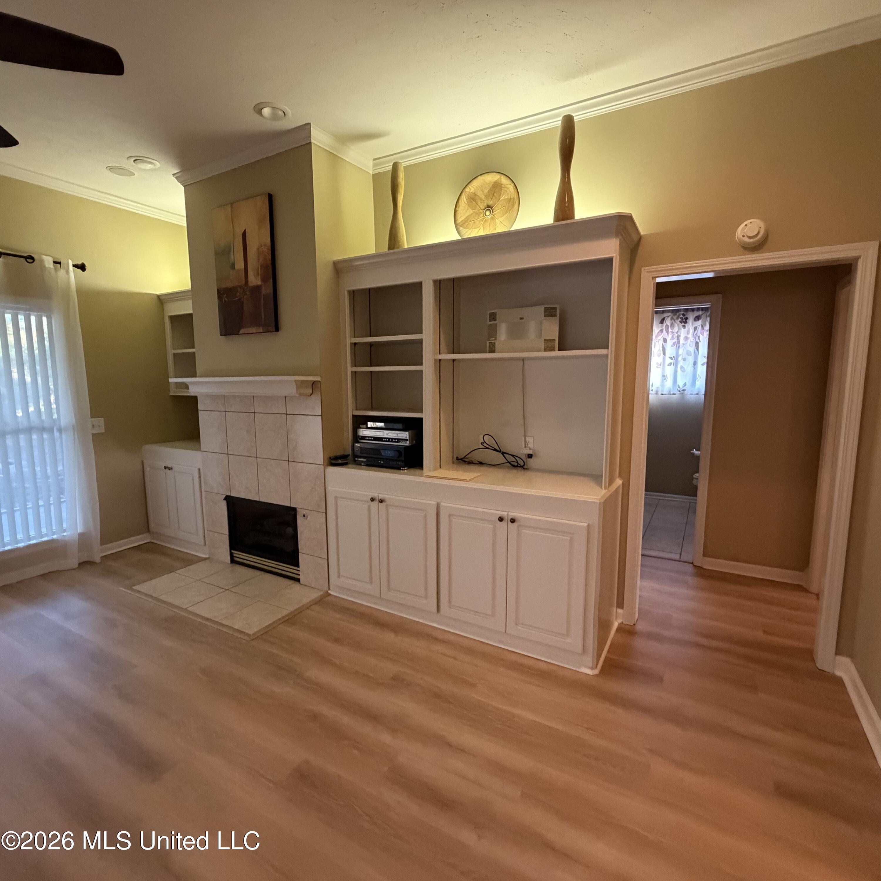 18 Old Bridge Cove Property Photo 6