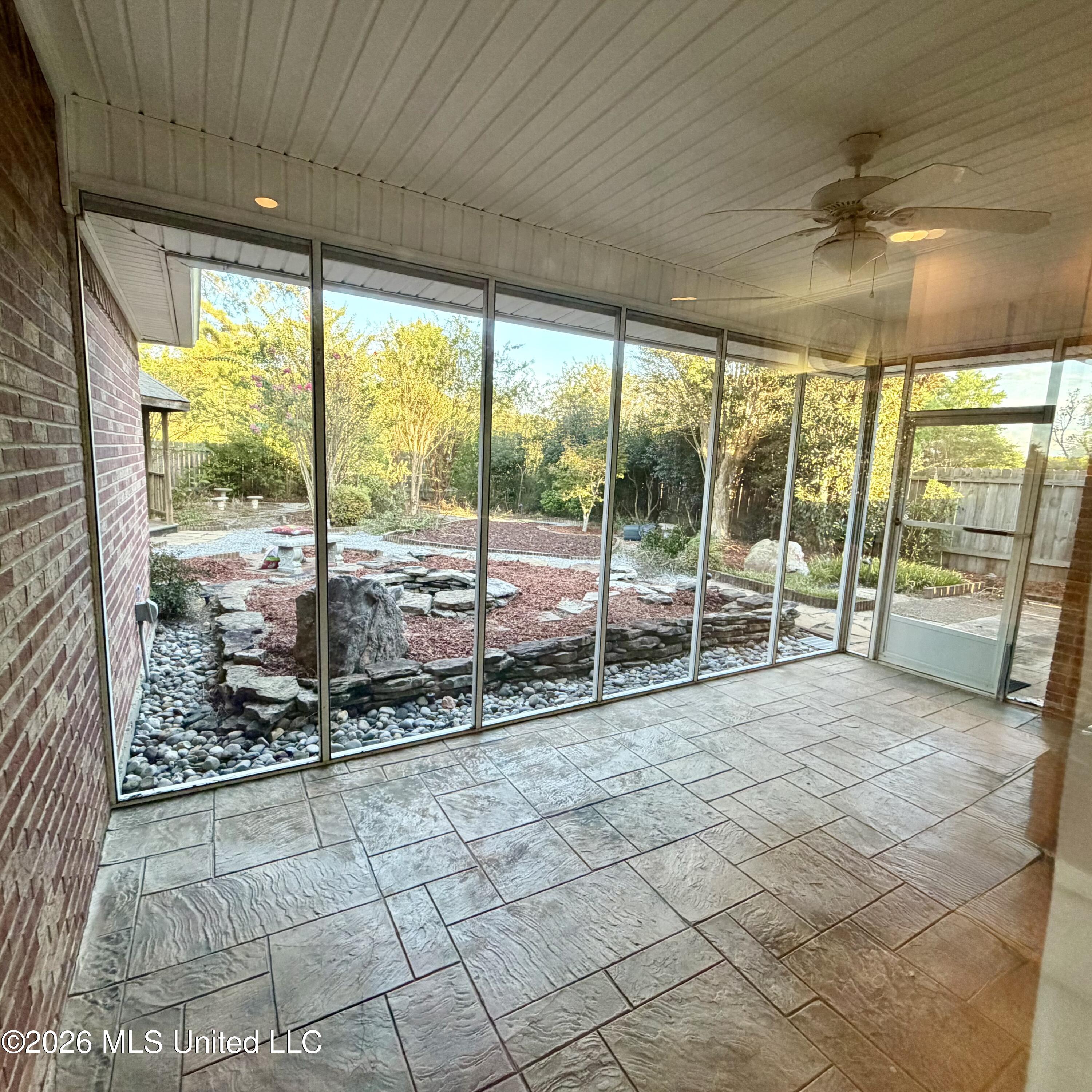 18 Old Bridge Cove Property Photo 22