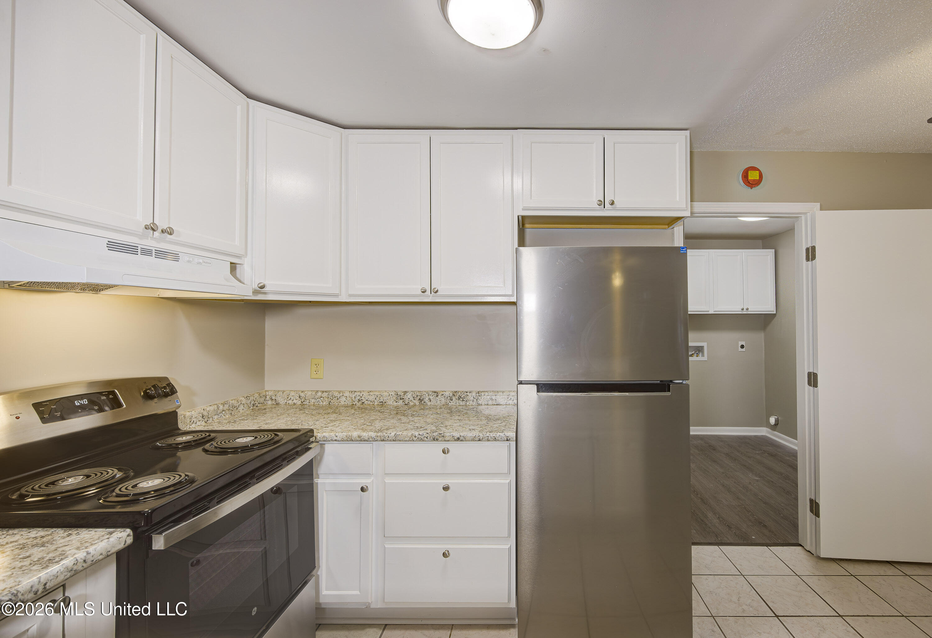 1060 Holt Drive Property Photo 14