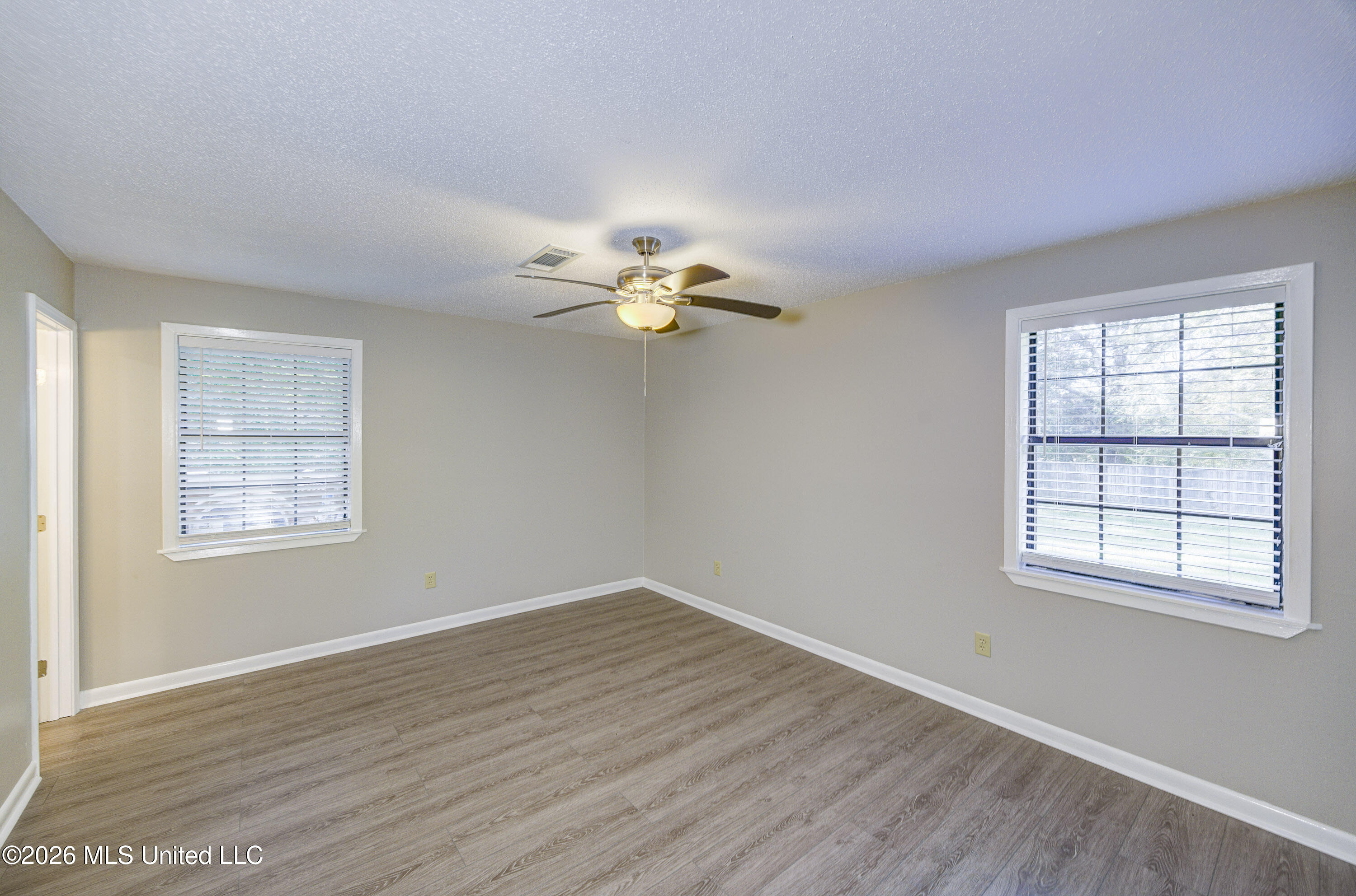 1060 Holt Drive Property Photo 25