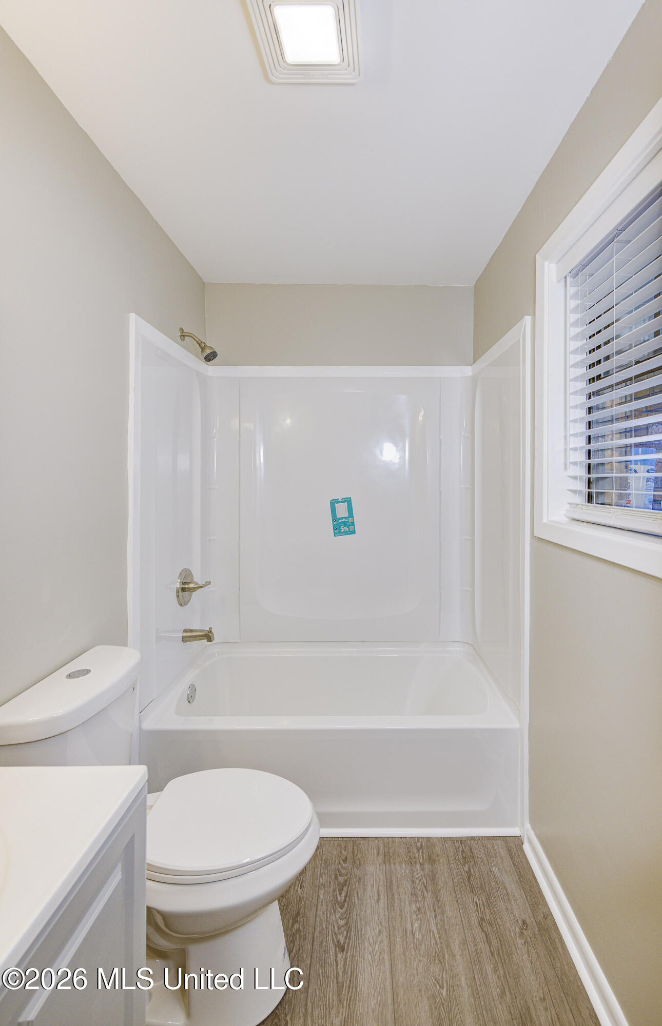 1060 Holt Drive Property Photo 28