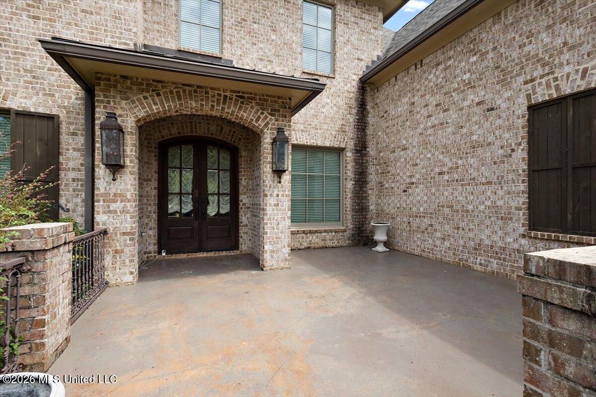 186 Ironwood Plantation Boulevard Property Photo 4