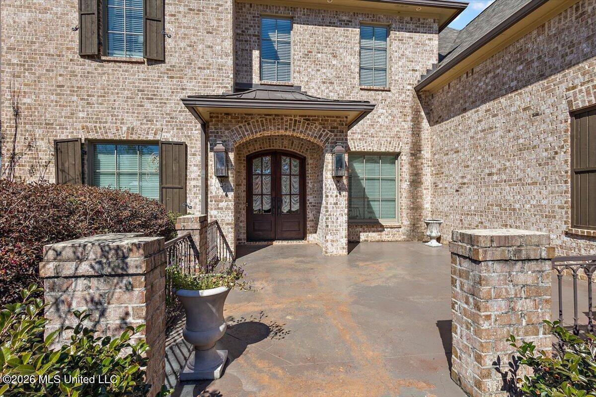 186 Ironwood Plantation Boulevard Property Photo 5