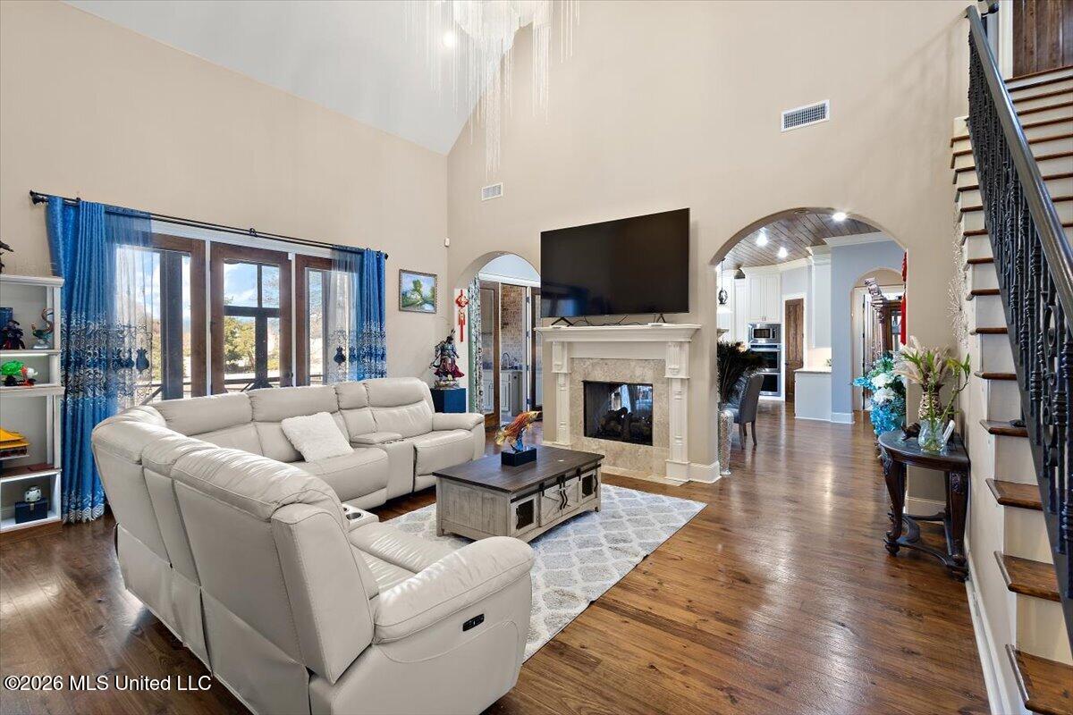 186 Ironwood Plantation Boulevard Property Photo 11