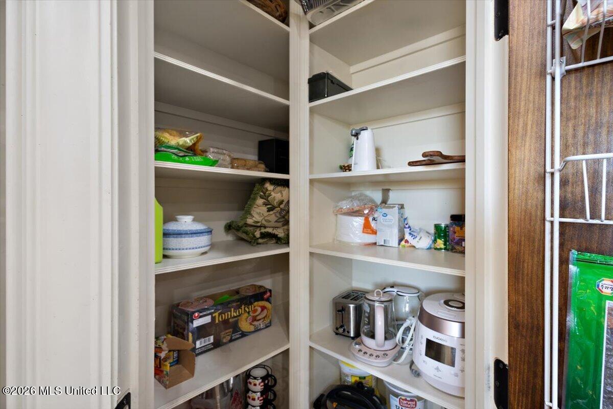 186 Ironwood Plantation Boulevard Property Photo 27