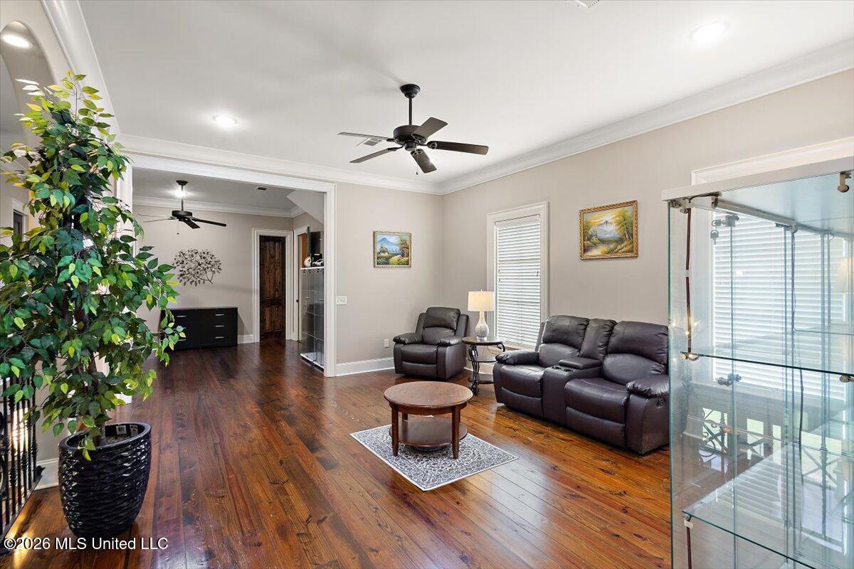 186 Ironwood Plantation Boulevard Property Photo 31
