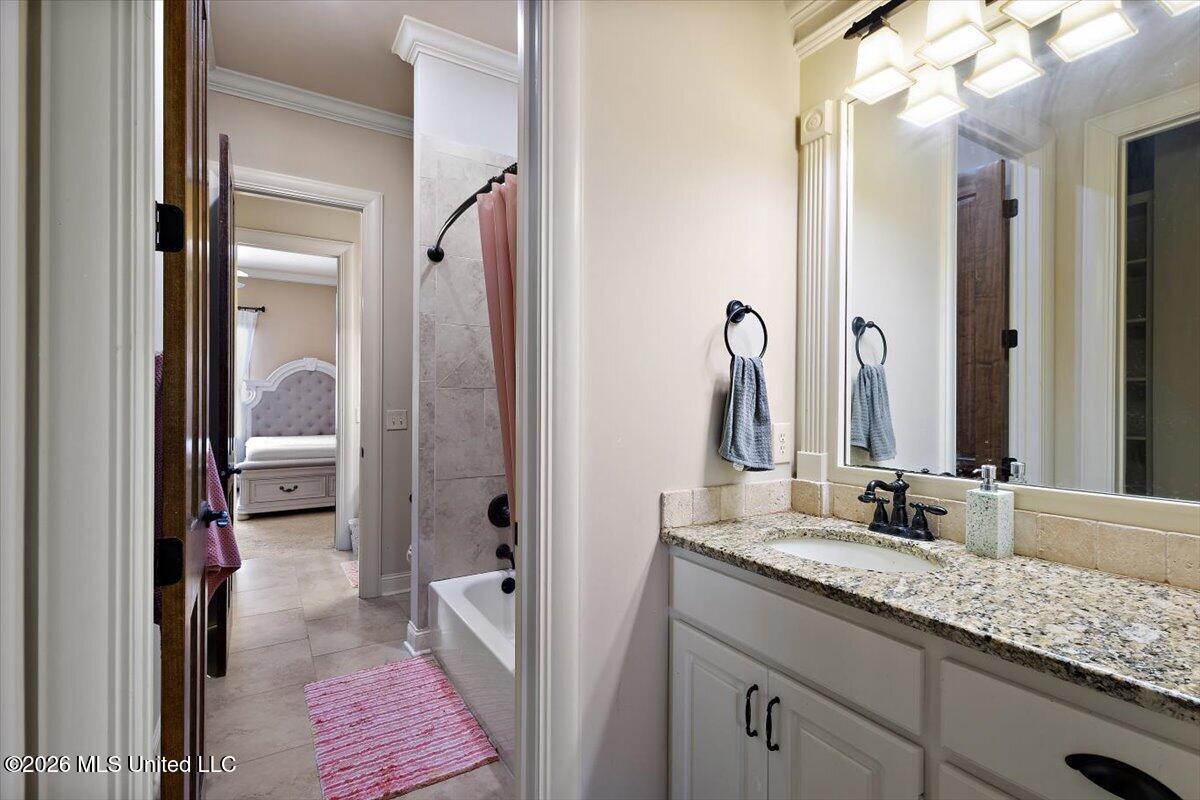 186 Ironwood Plantation Boulevard Property Photo 39