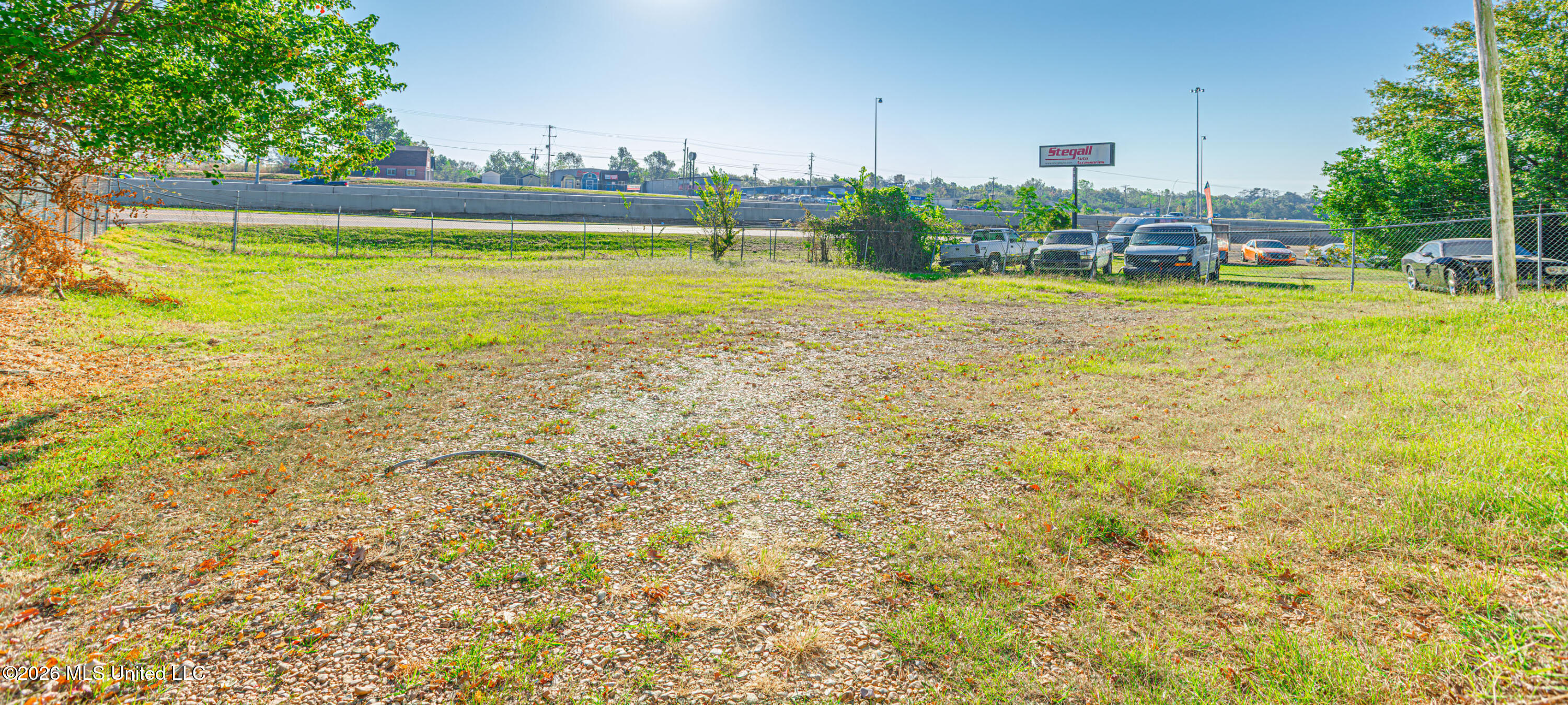 3607 Interstate 55 Property Photo 4