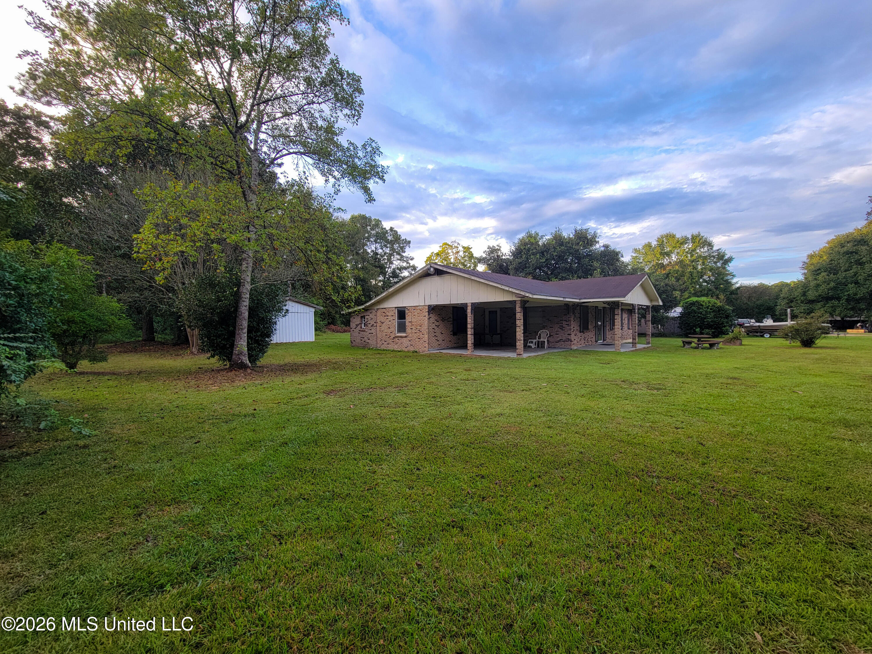 14037 Schonewitz Road Property Photo 3