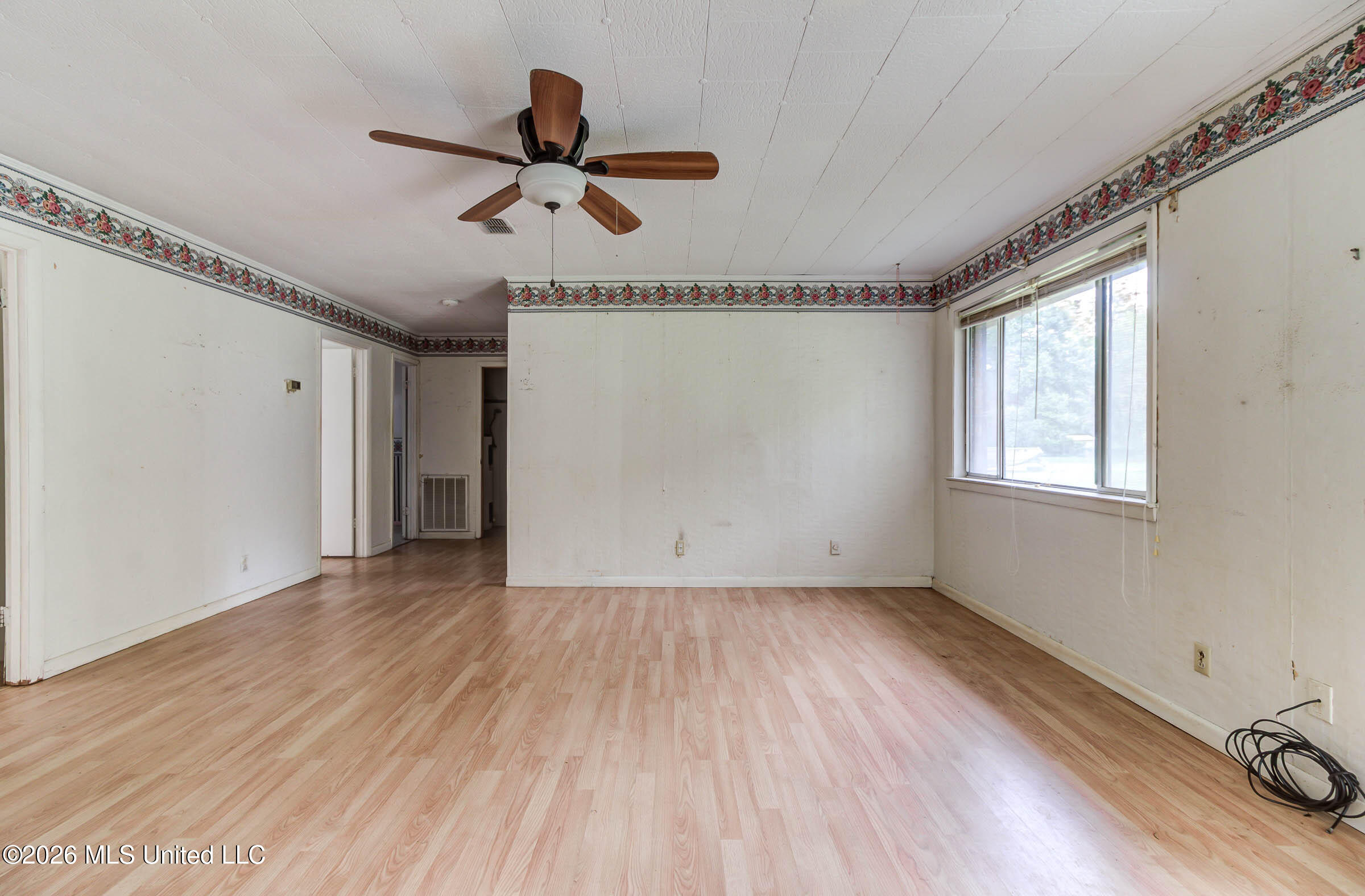 14037 Schonewitz Road Property Photo 8