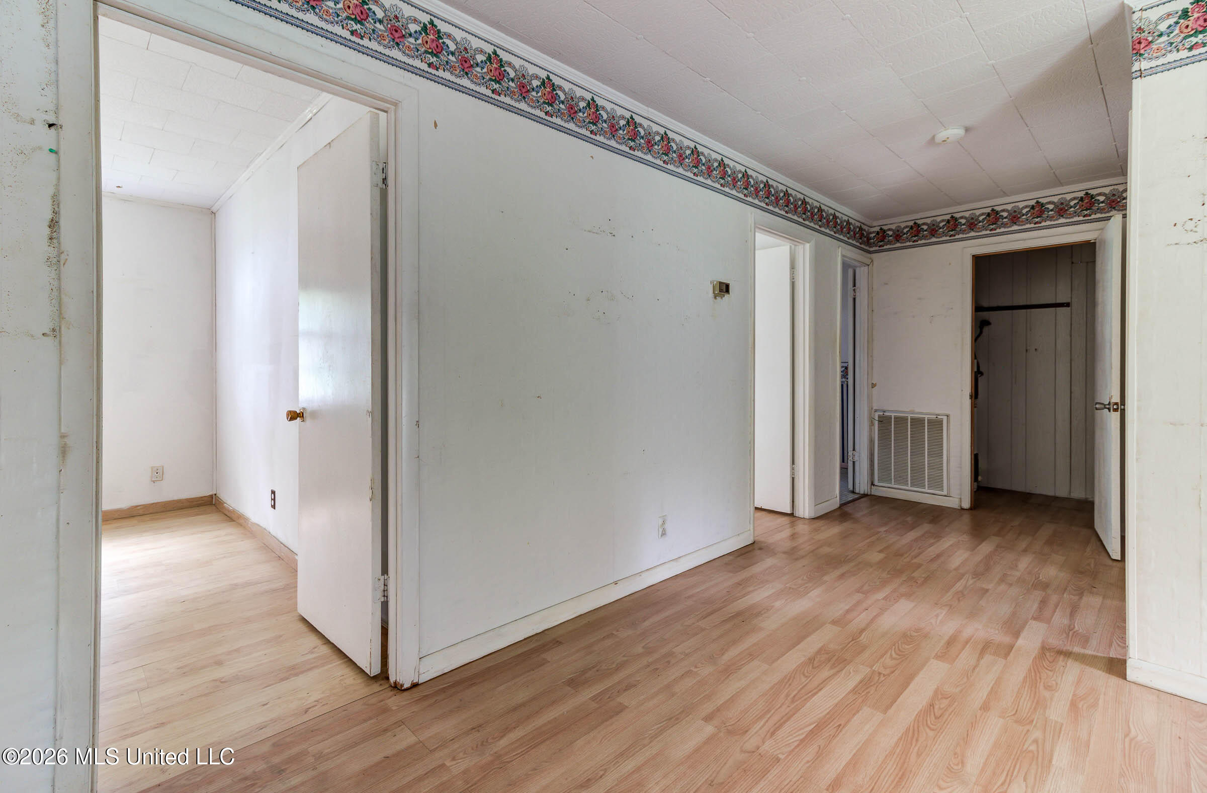 14037 Schonewitz Road Property Photo 13