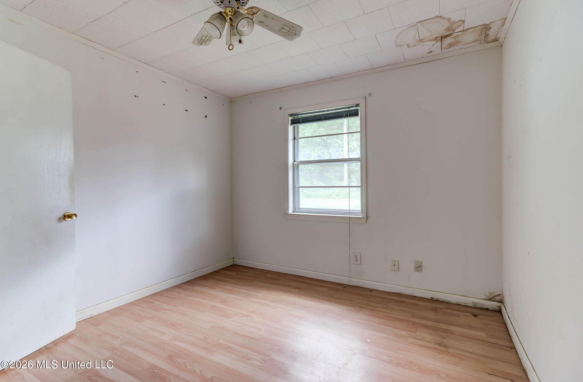 14037 Schonewitz Road Property Photo 14
