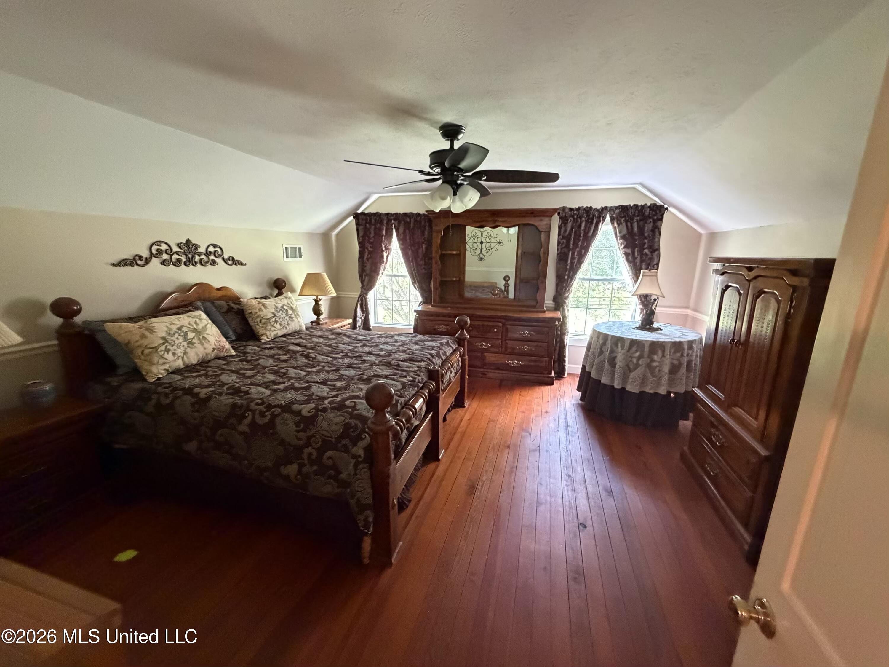 1046 Mullins Property Photo 22