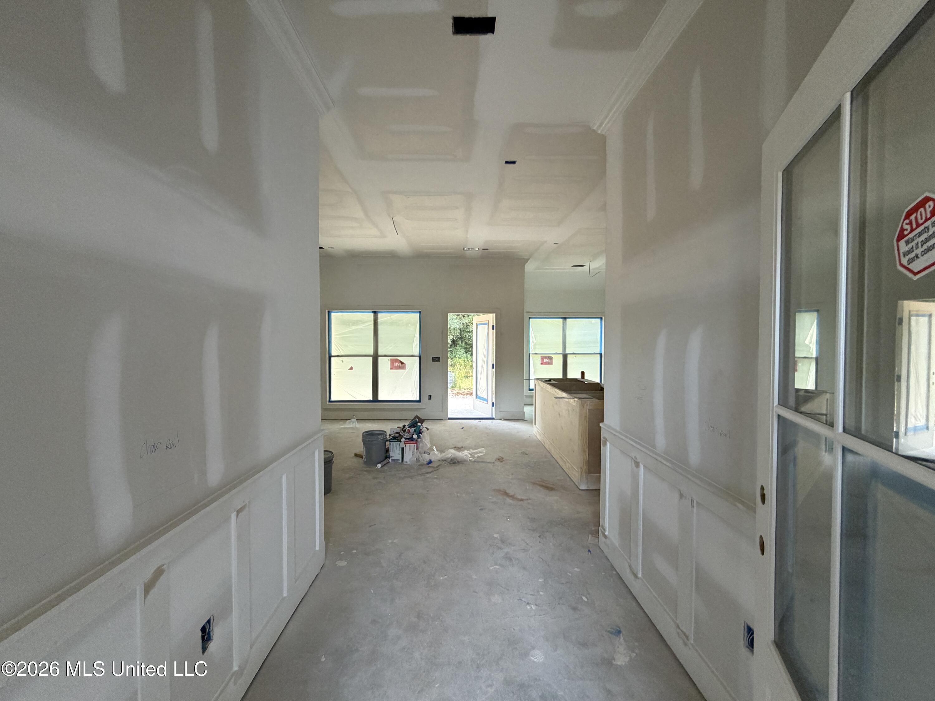 105 Nw Emily Lane Property Photo 3