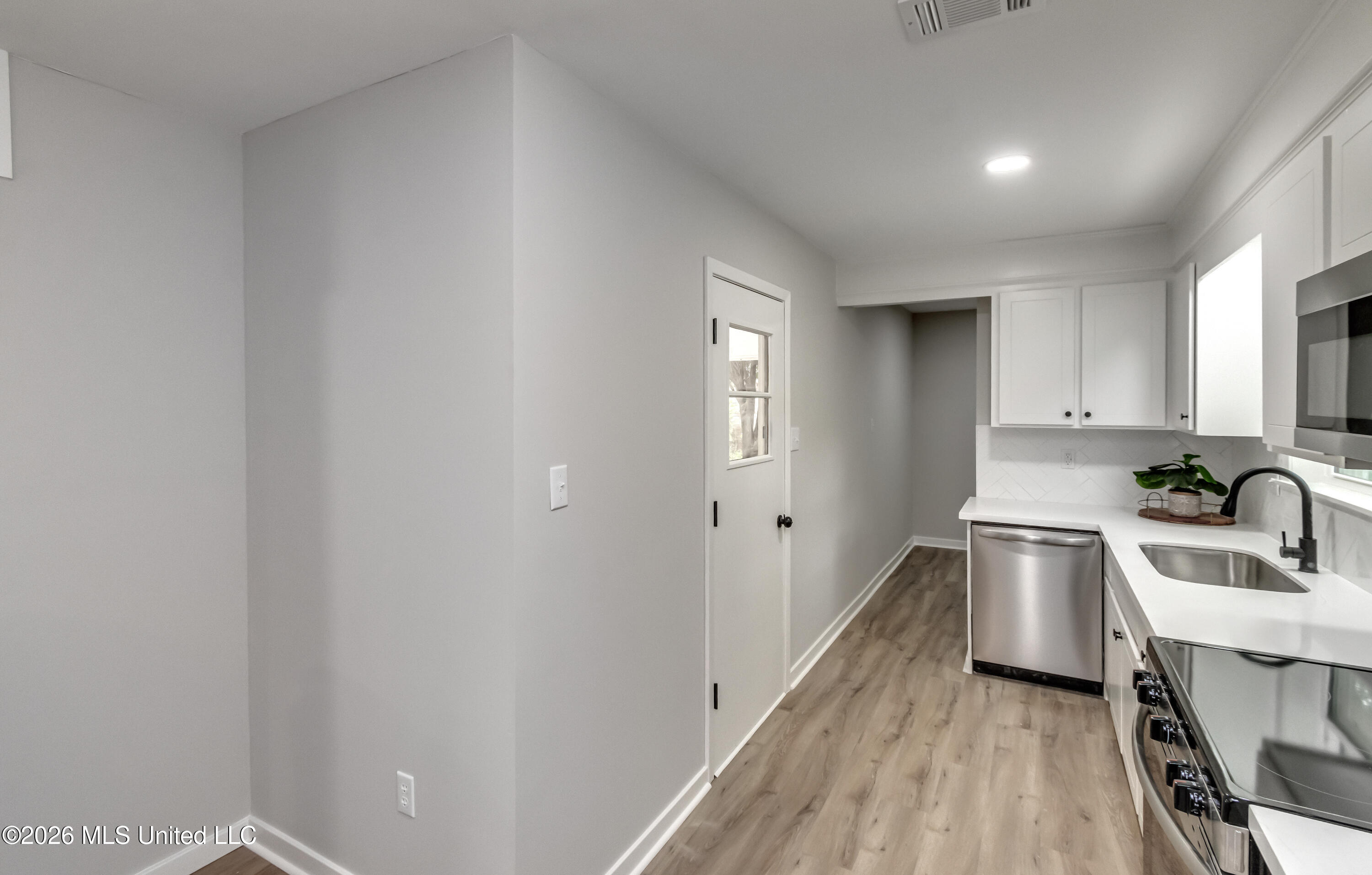 108 Crimson Lane Property Photo 18