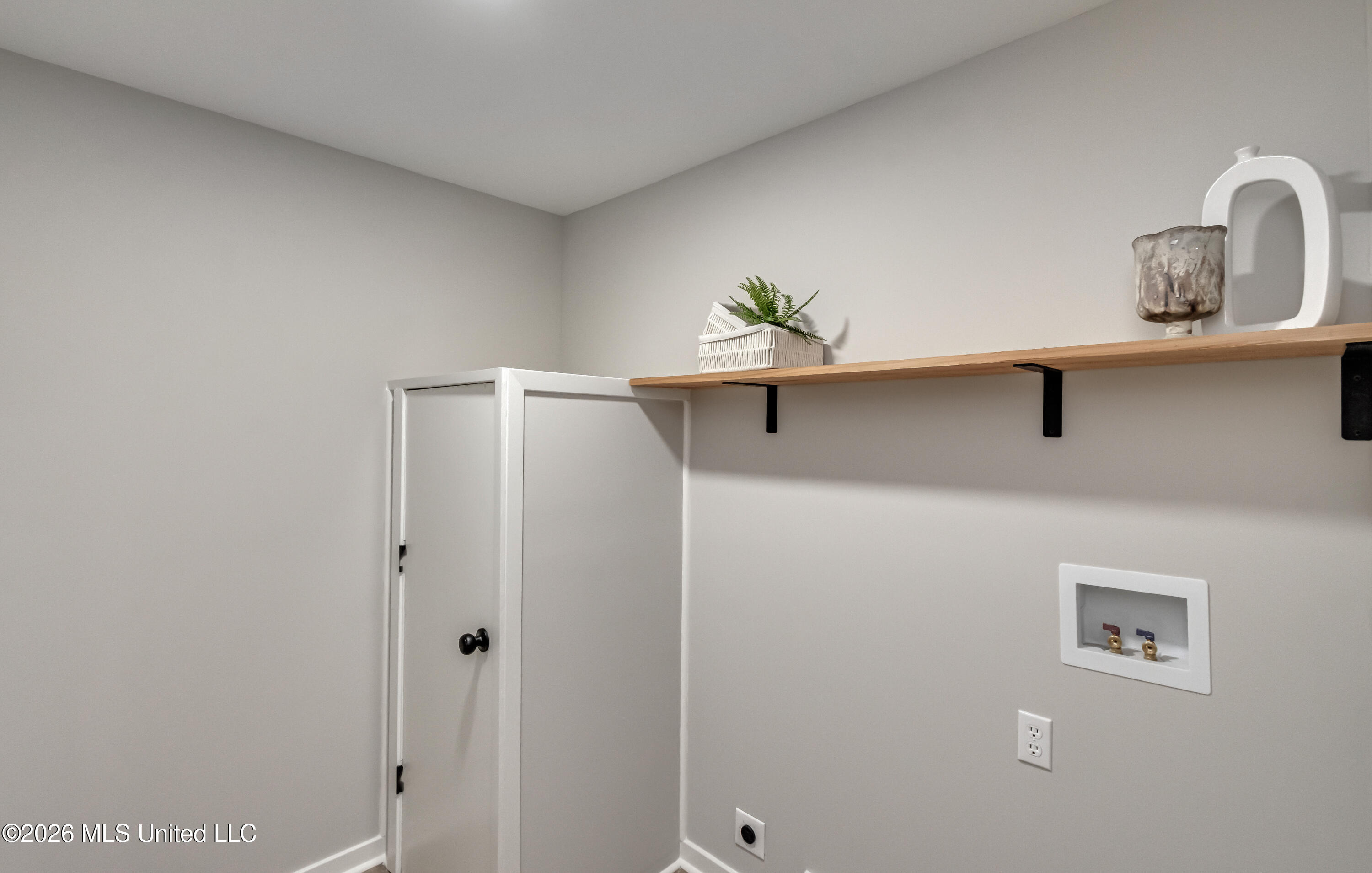 108 Crimson Lane Property Photo 24