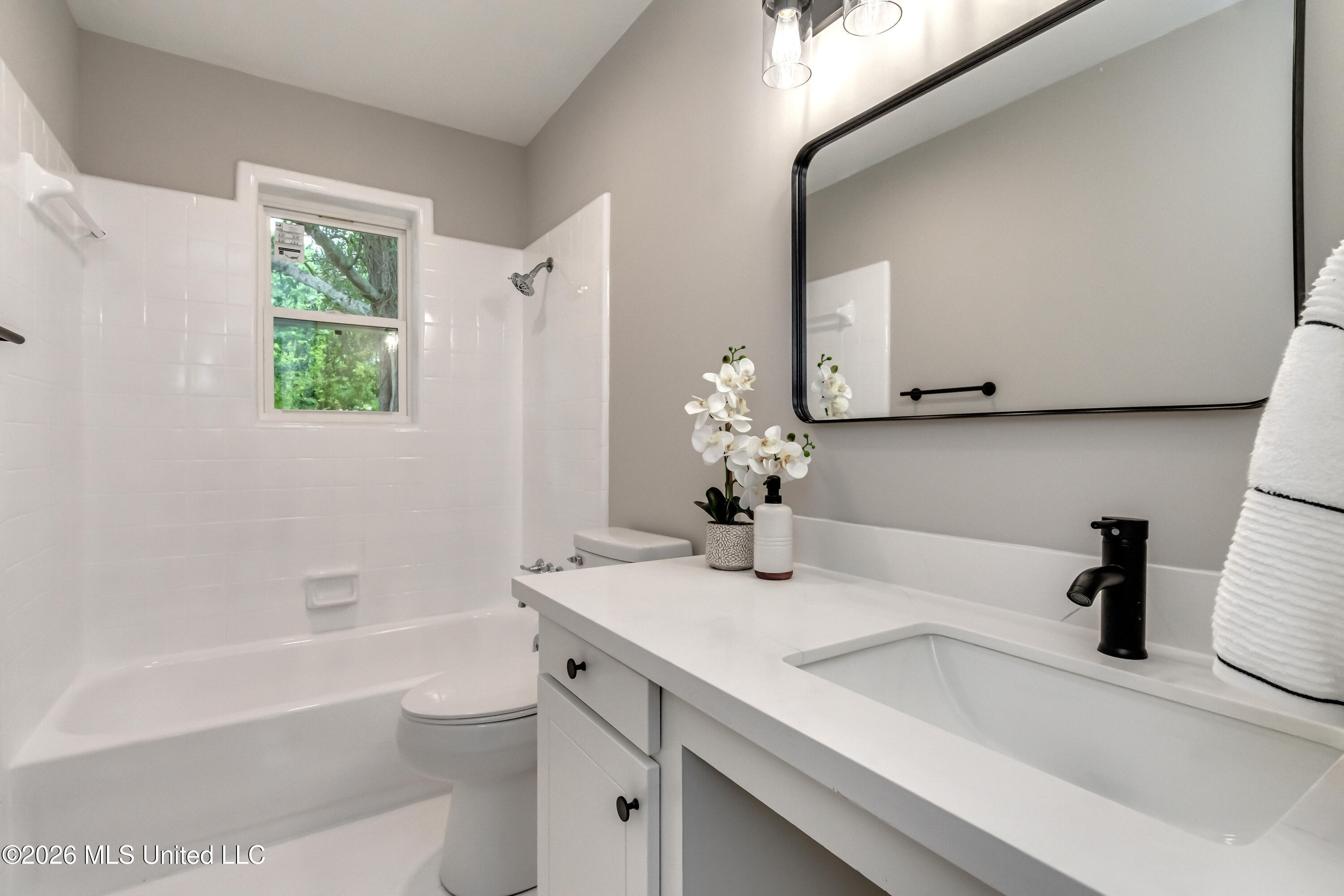 108 Crimson Lane Property Photo 34