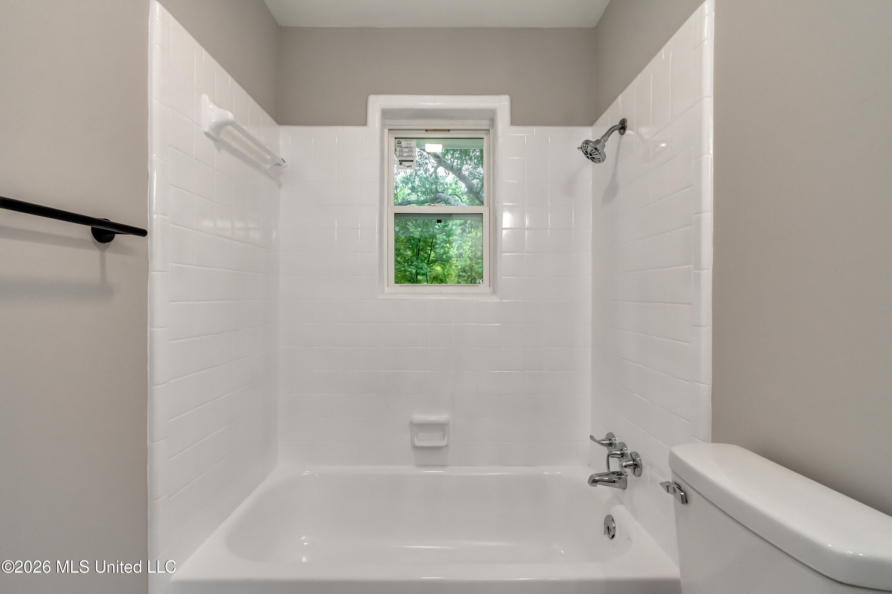 108 Crimson Lane Property Photo 38