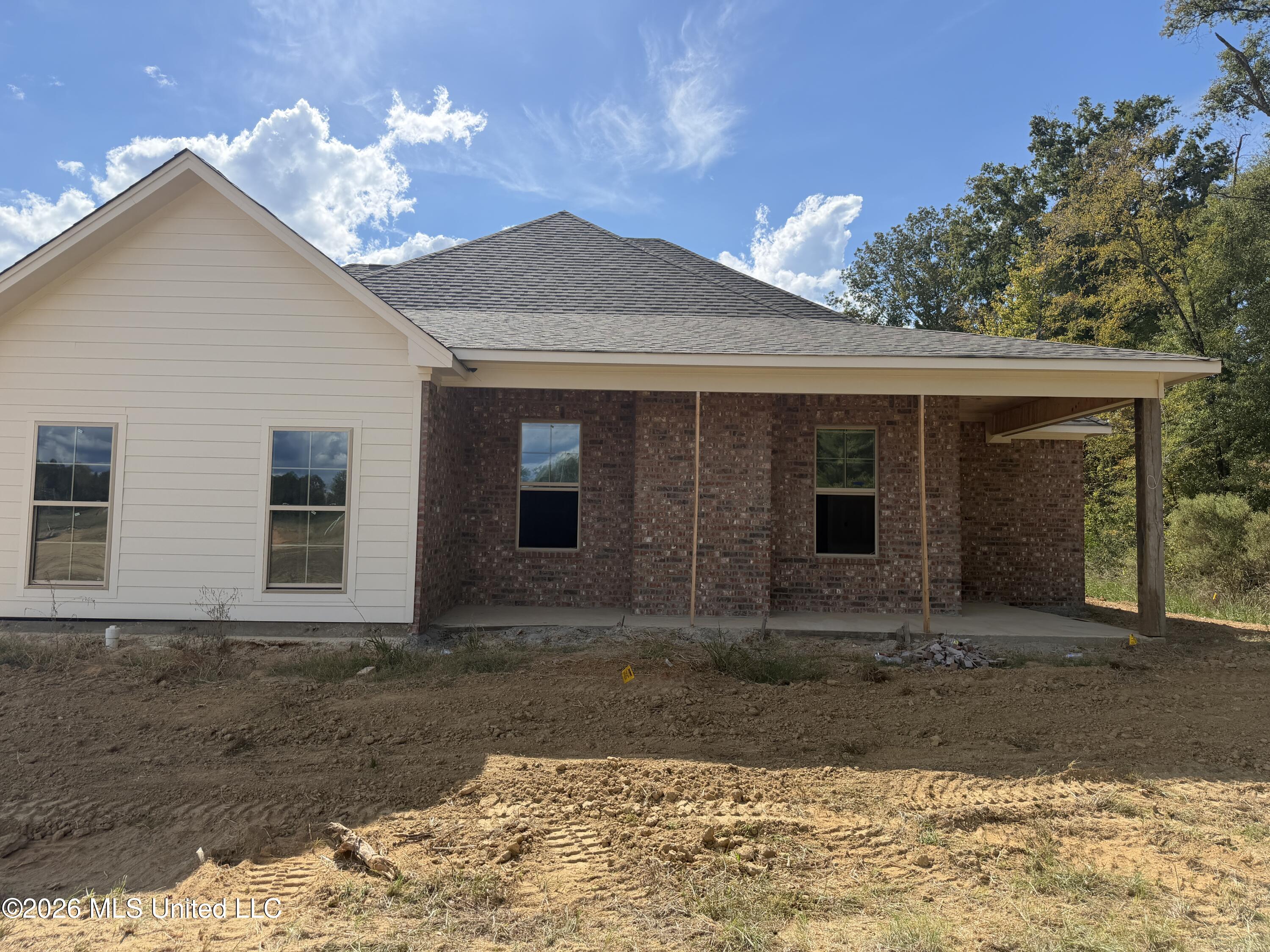 2121 Freedom Ring Drive Property Photo 2