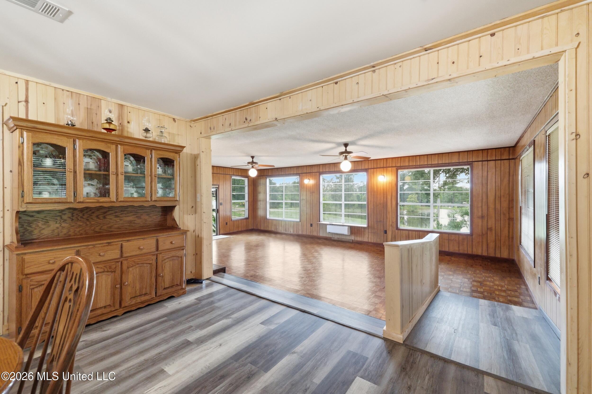 12506 Lorraine Road Property Photo 12