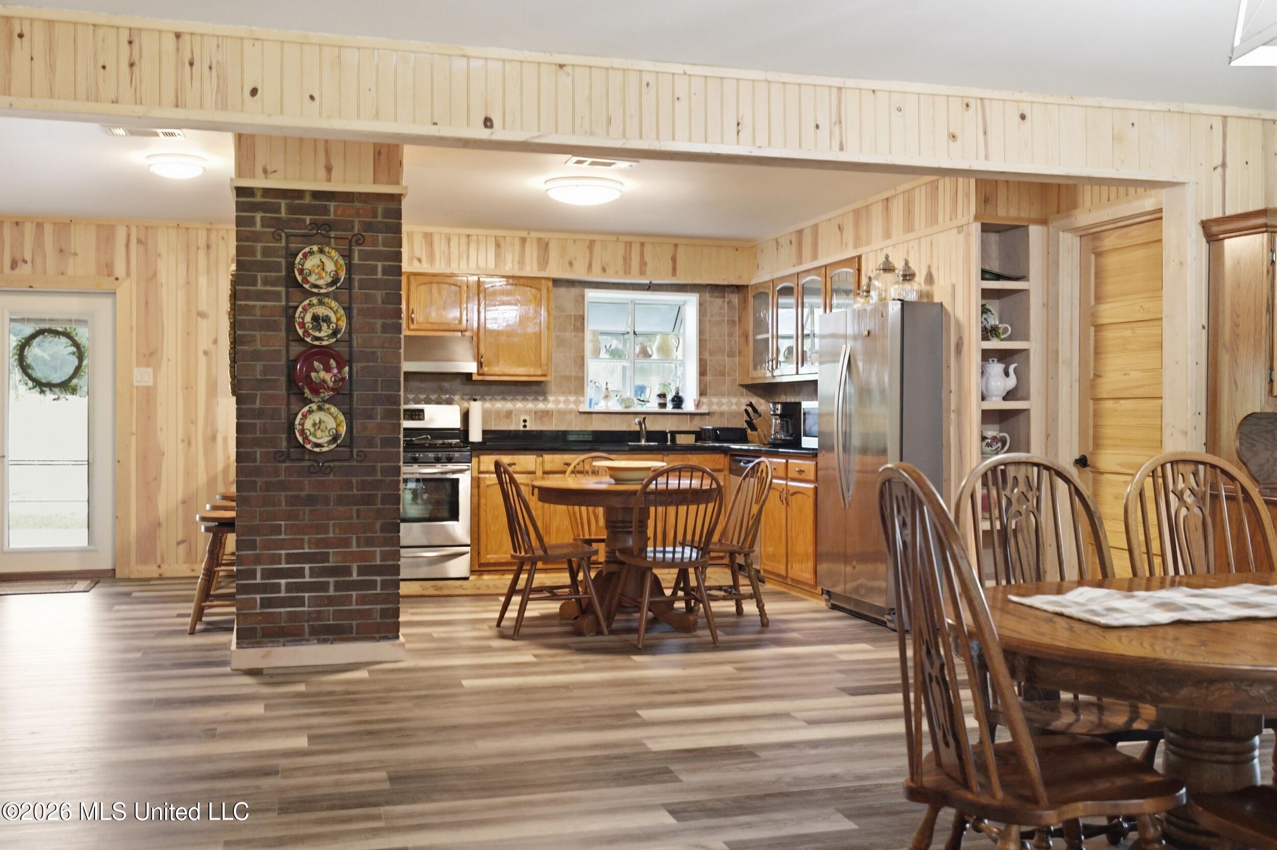 12506 Lorraine Road Property Photo 13