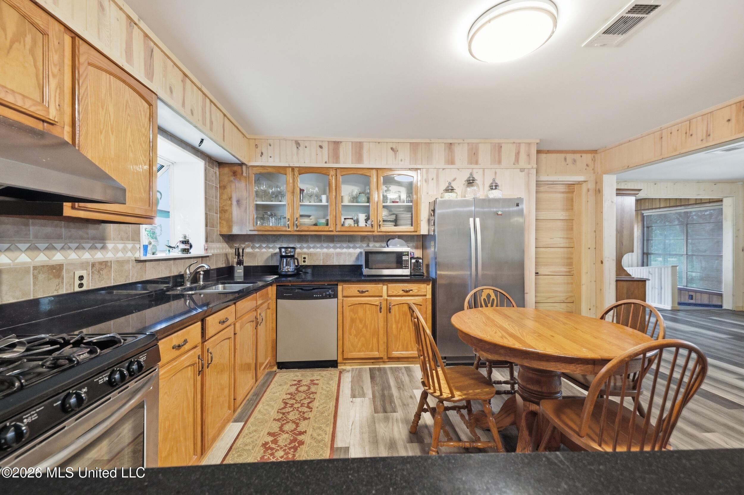 12506 Lorraine Road Property Photo 19