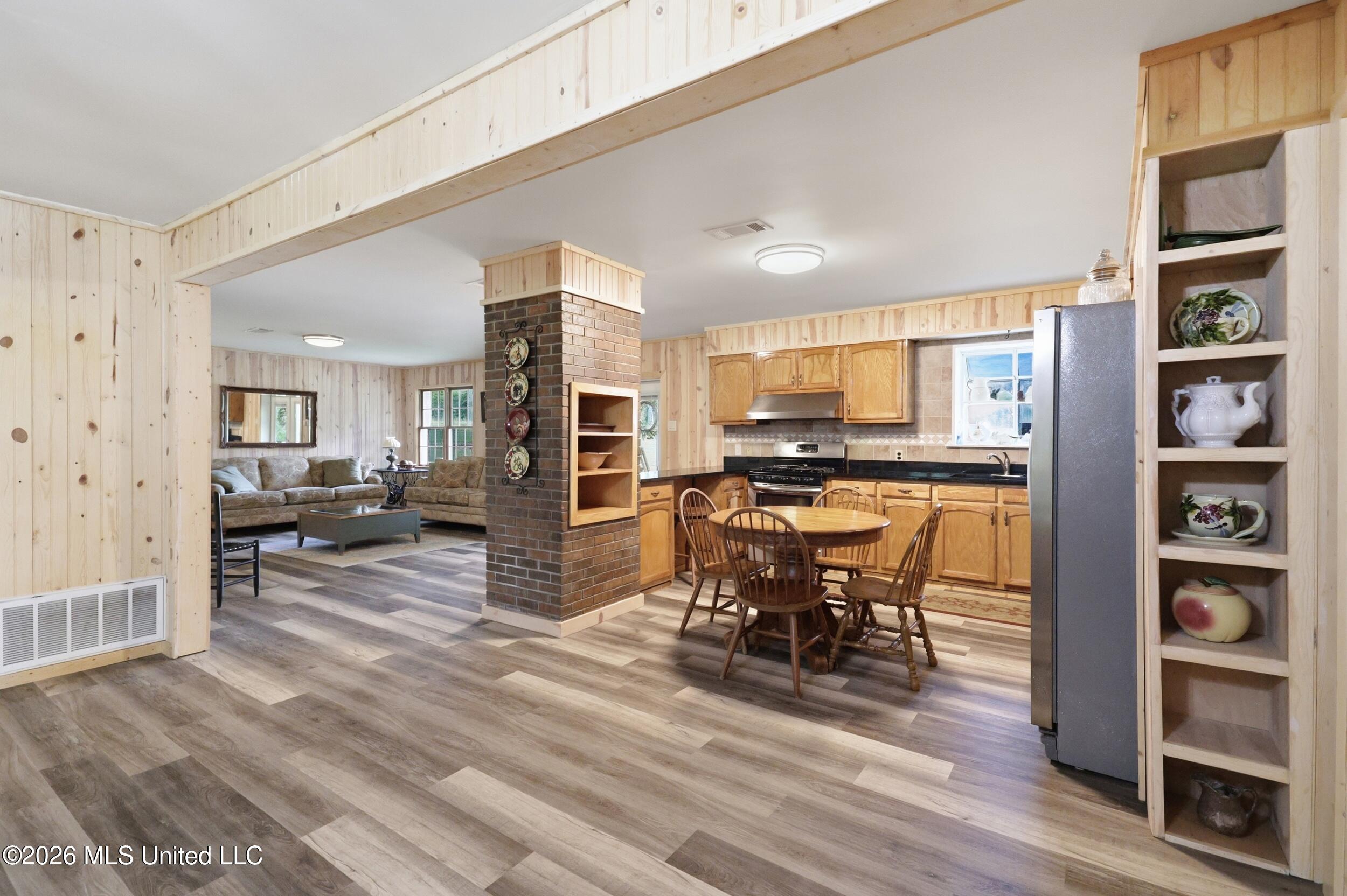 12506 Lorraine Road Property Photo 52
