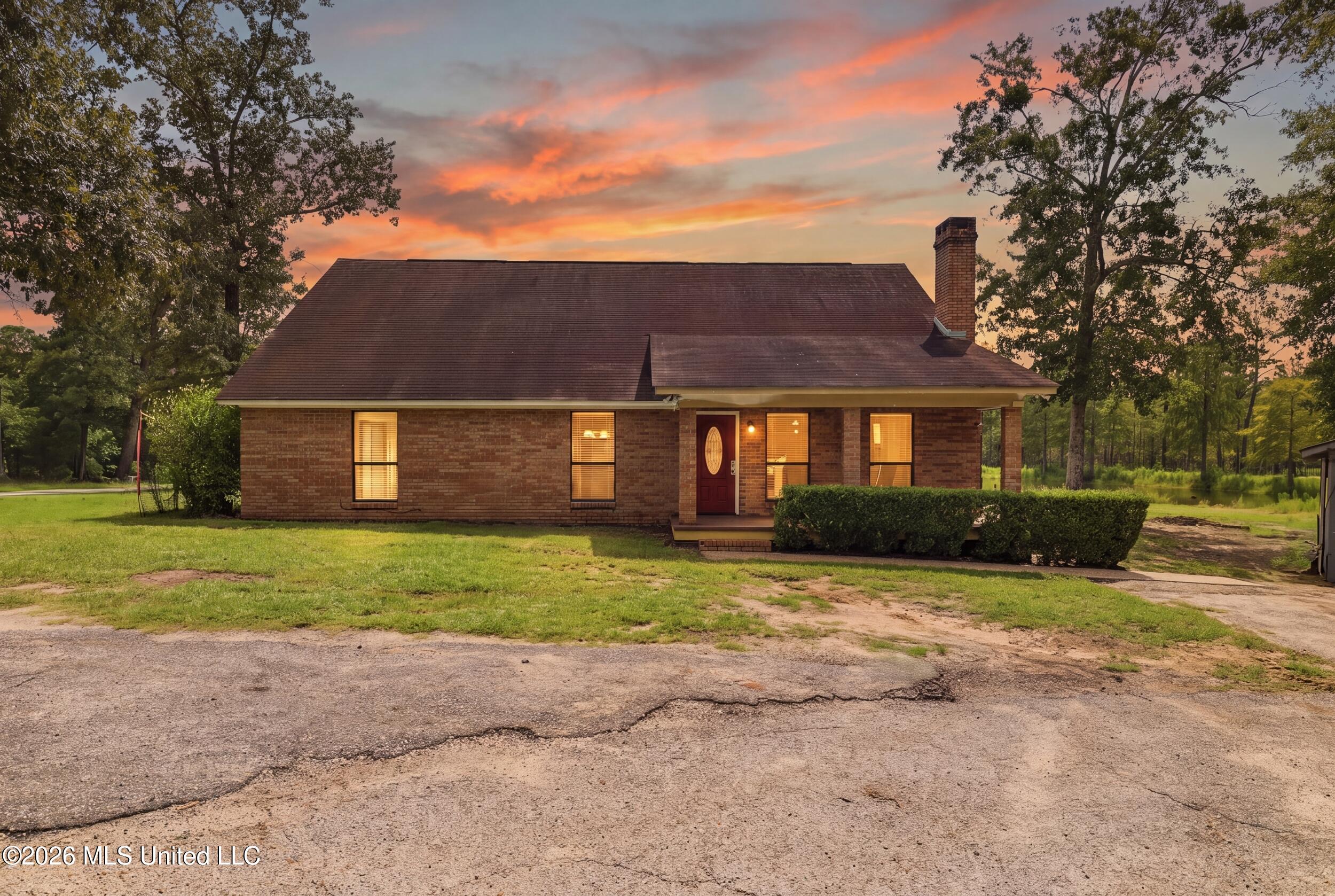 12448 Lorraine Road Property Photo 2