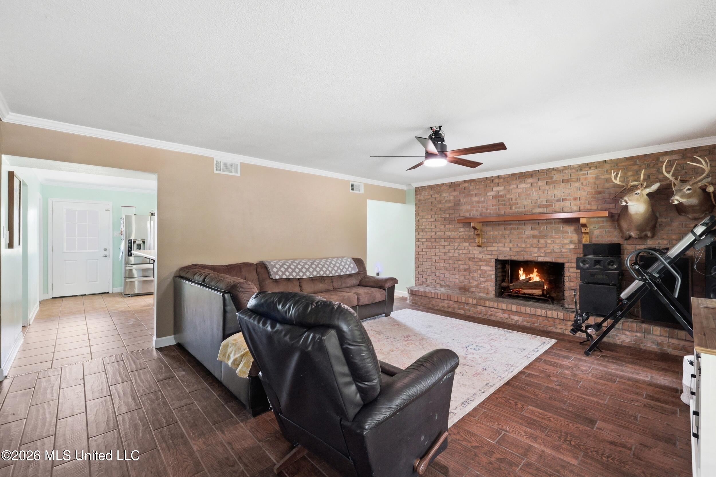 12448 Lorraine Road Property Photo 8